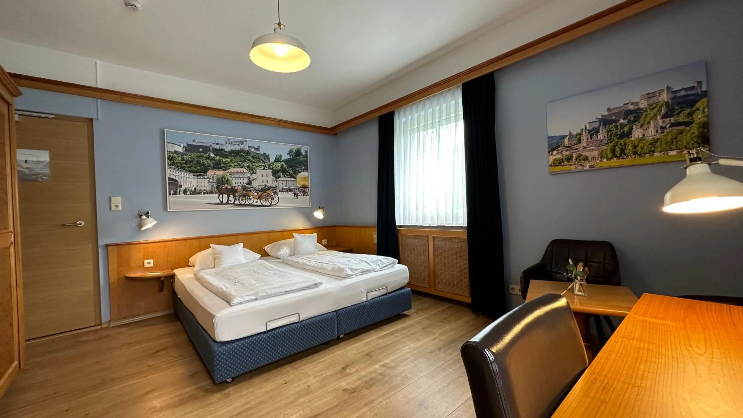 Photo of the whole room, Bed in Alpenstadthotels