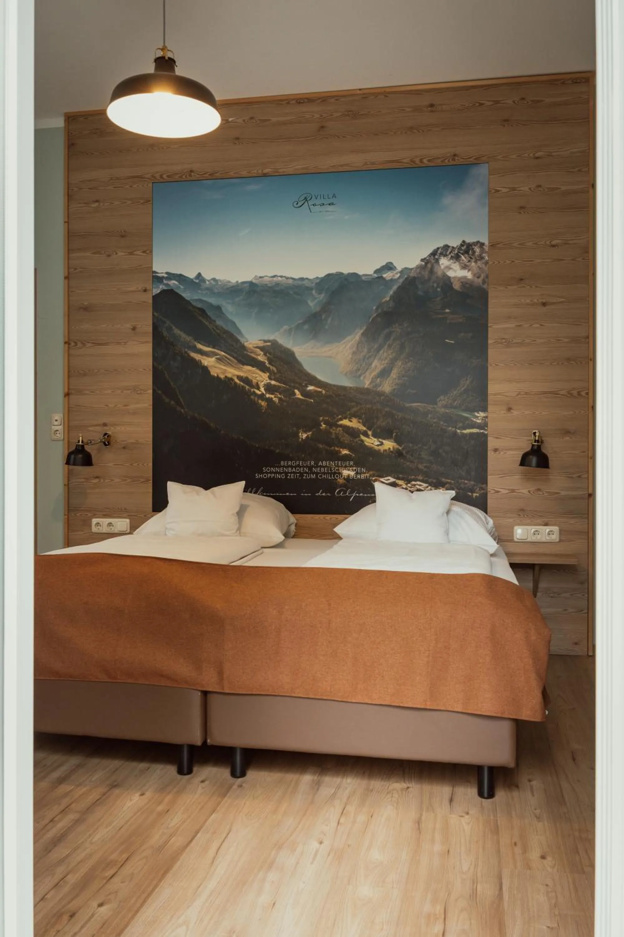 Photo of the whole room, Bed in Alpenstadthotels
