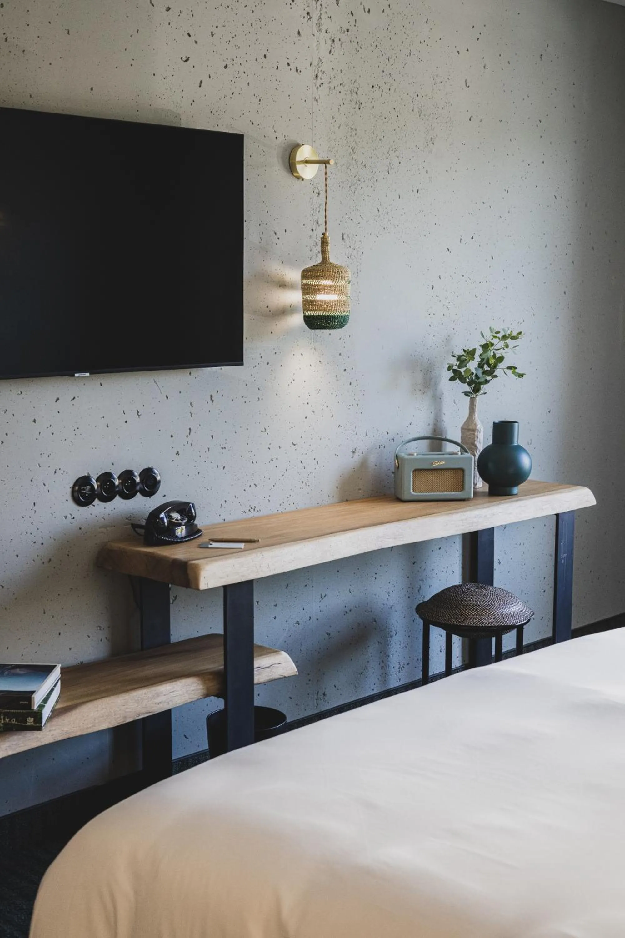 Bedroom, Bed in Le Garage Biarritz Hôtel