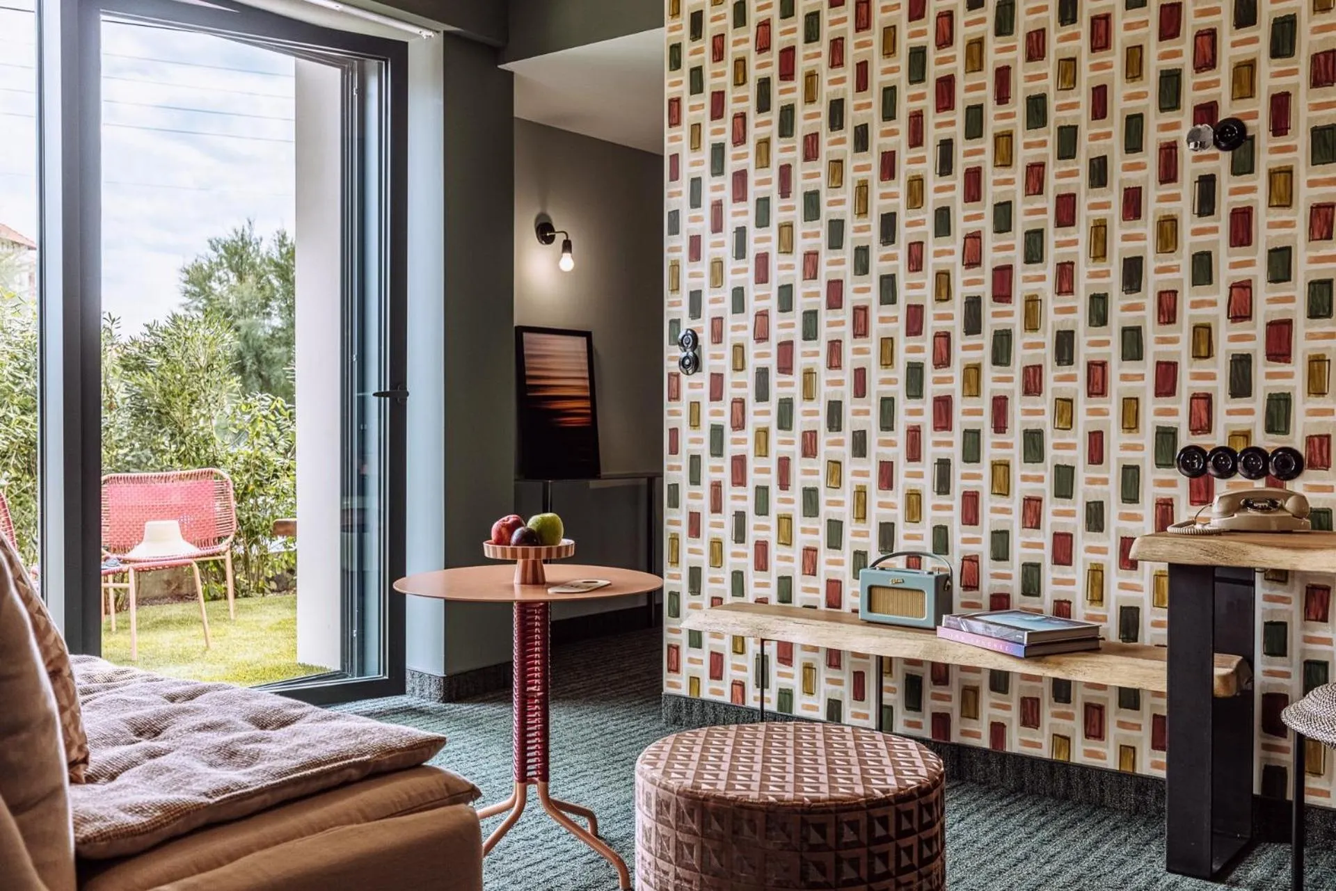 Living room in Le Garage Biarritz Hôtel