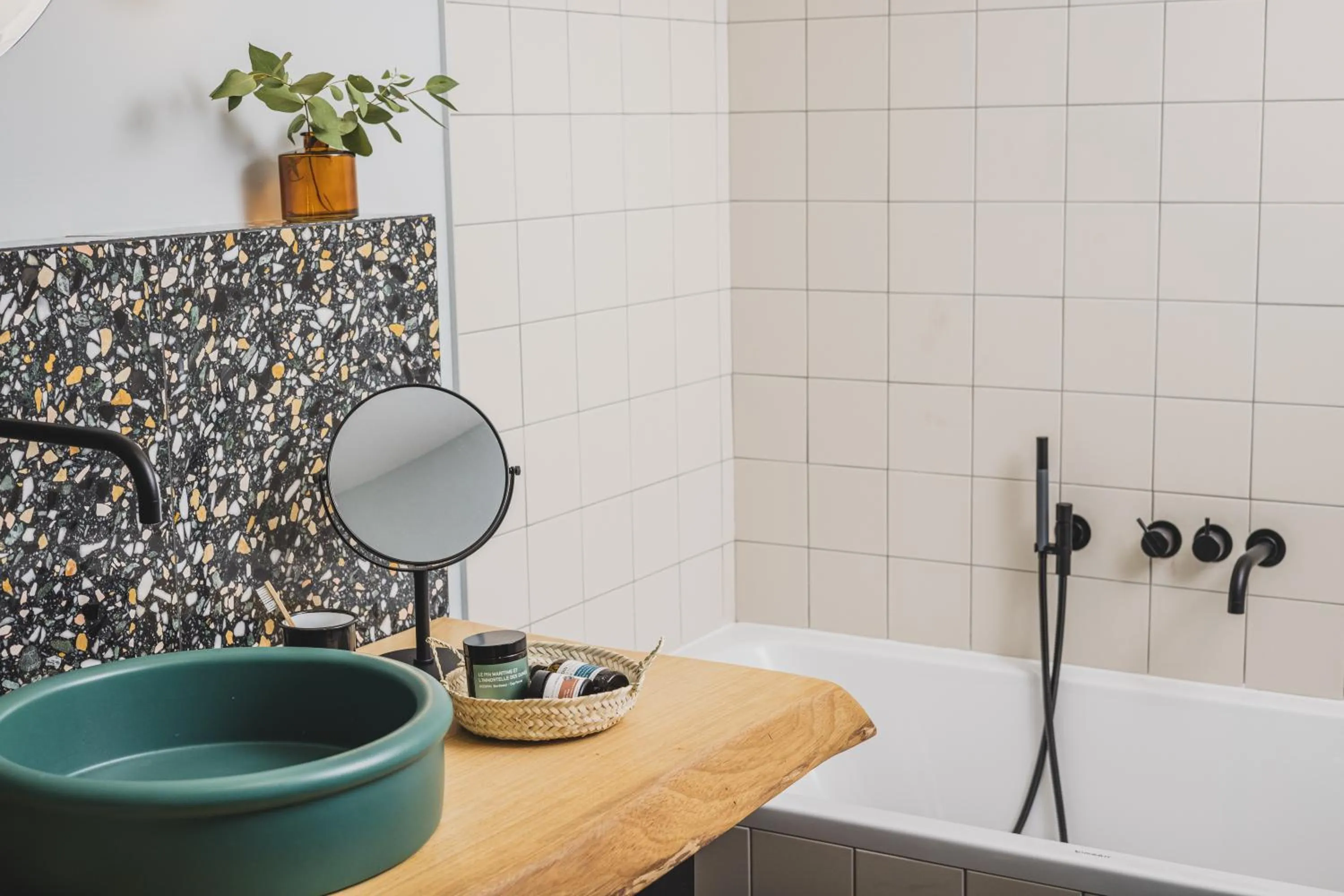 Bathroom in Le Garage Biarritz Hôtel