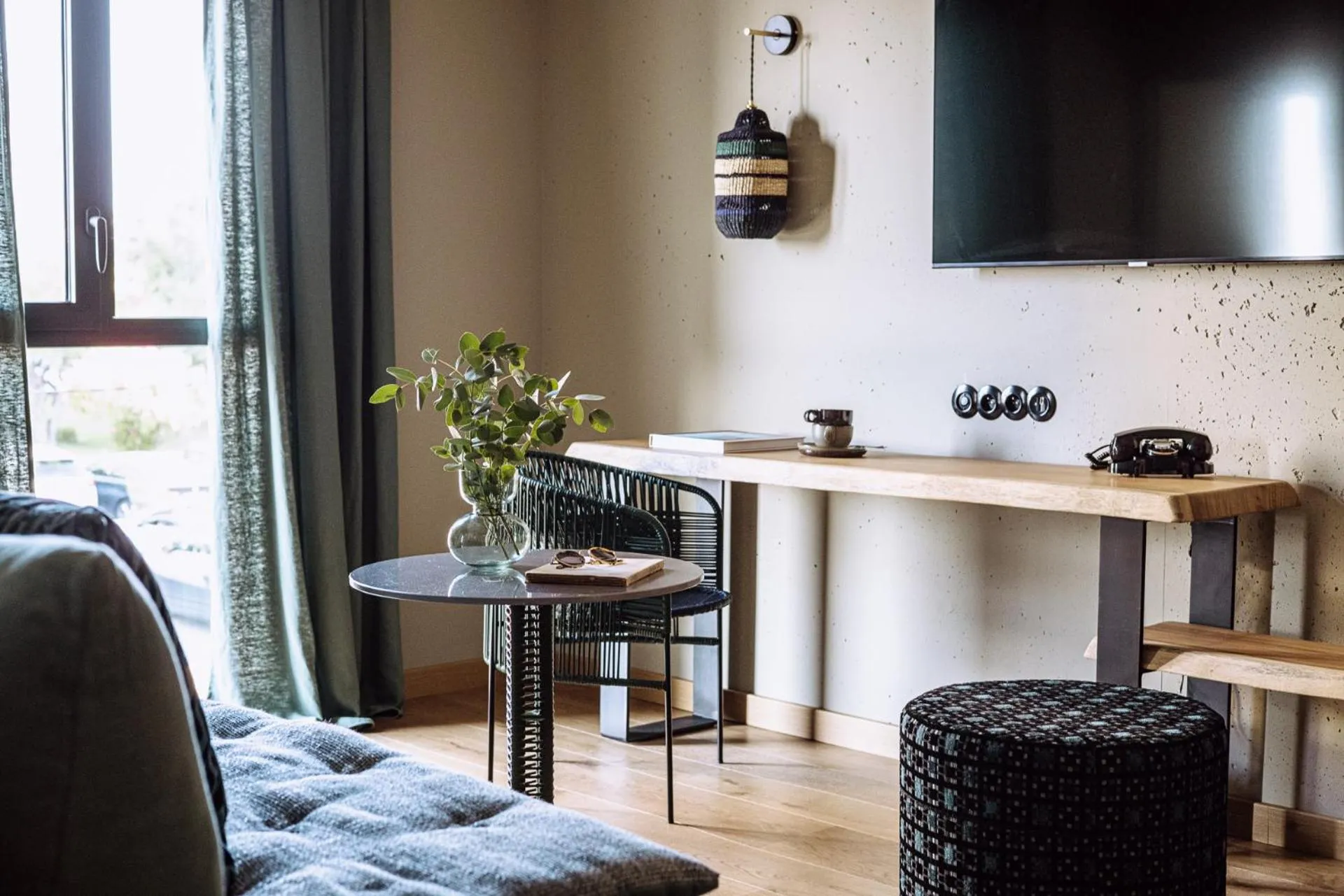 Living room in Le Garage Biarritz Hôtel