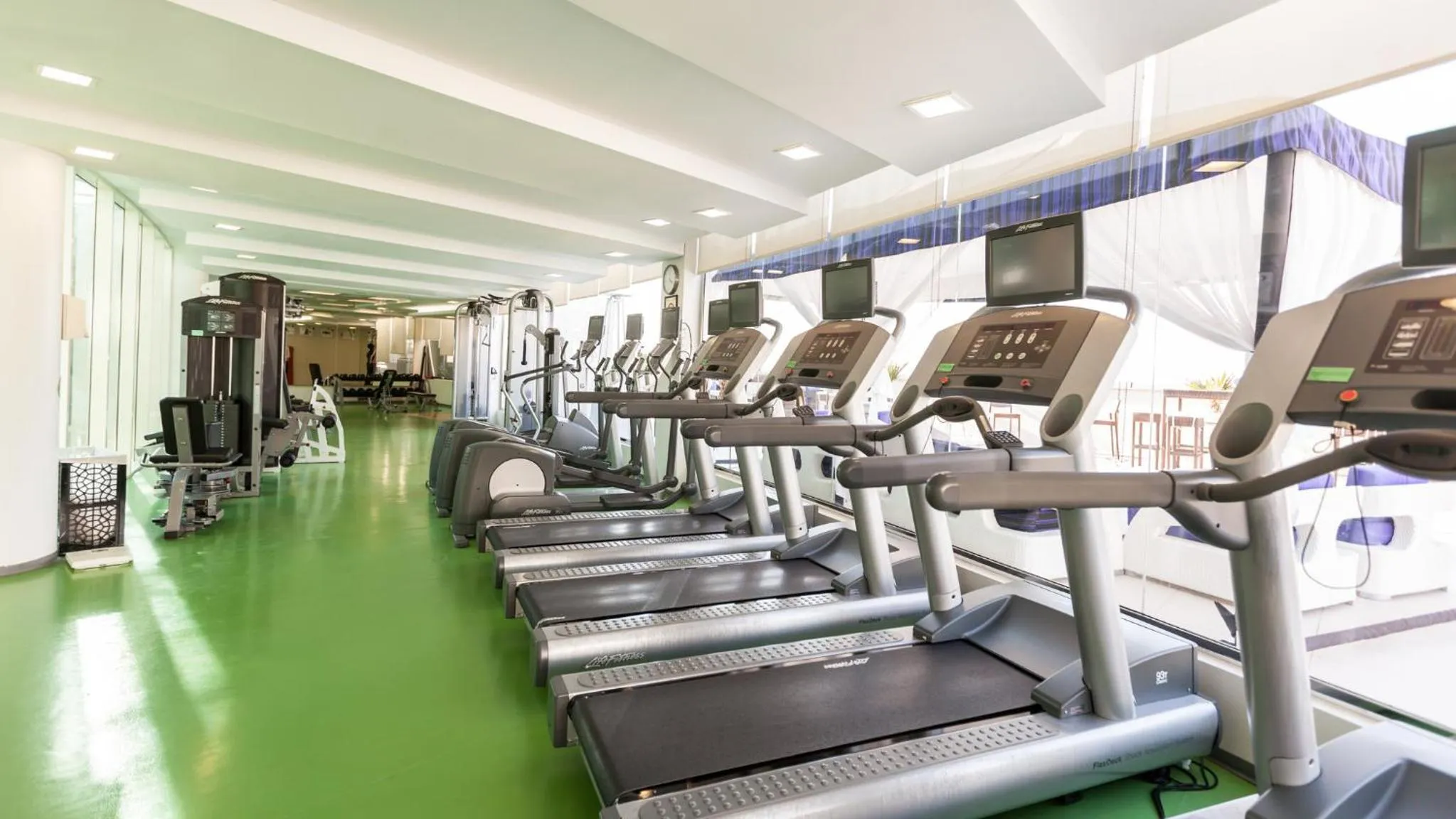 Fitness centre/facilities in Holiday Inn Dubai Al Barsha by IHG
