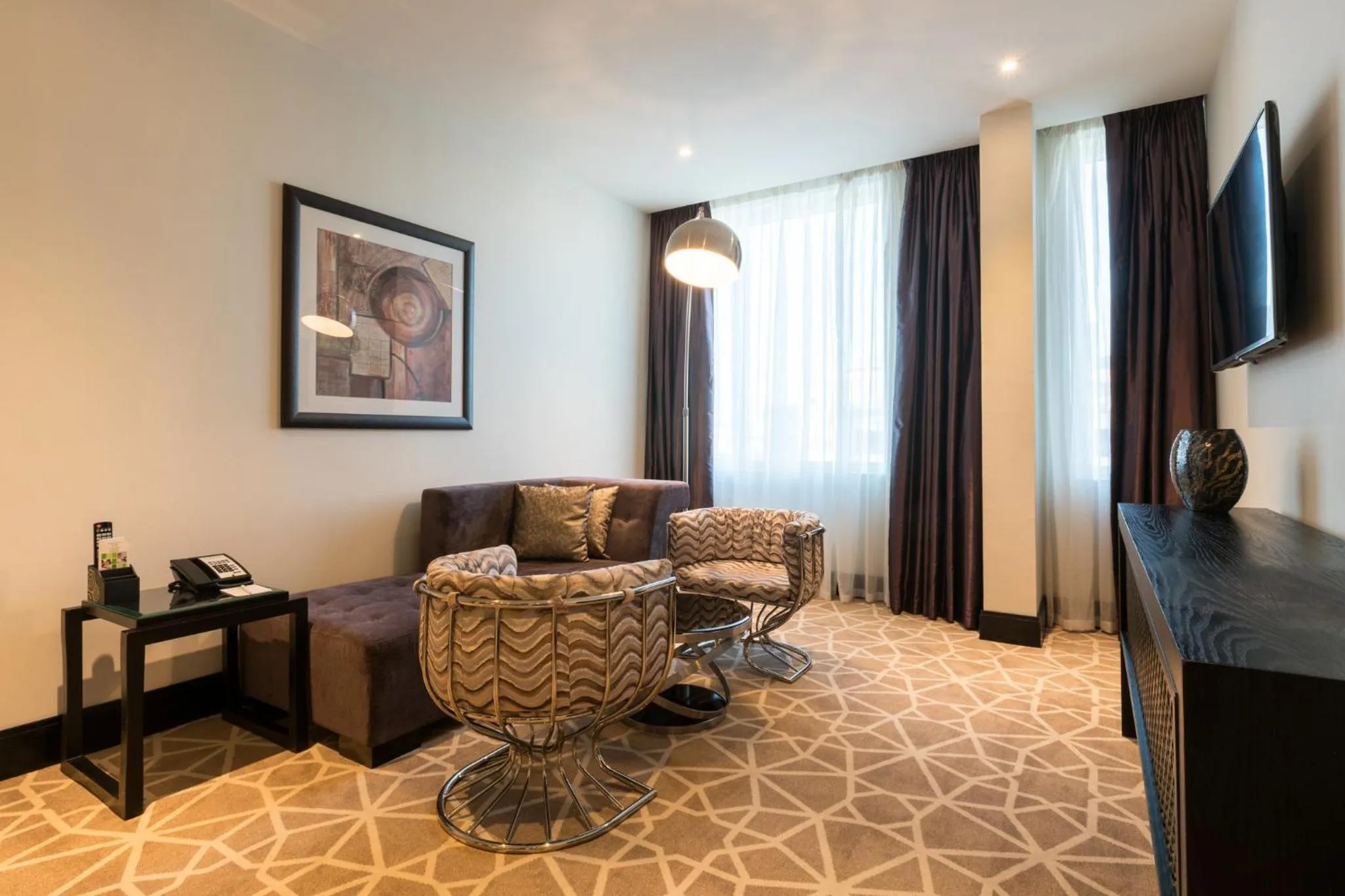 Photo of the whole room in Holiday Inn Dubai Al Barsha by IHG