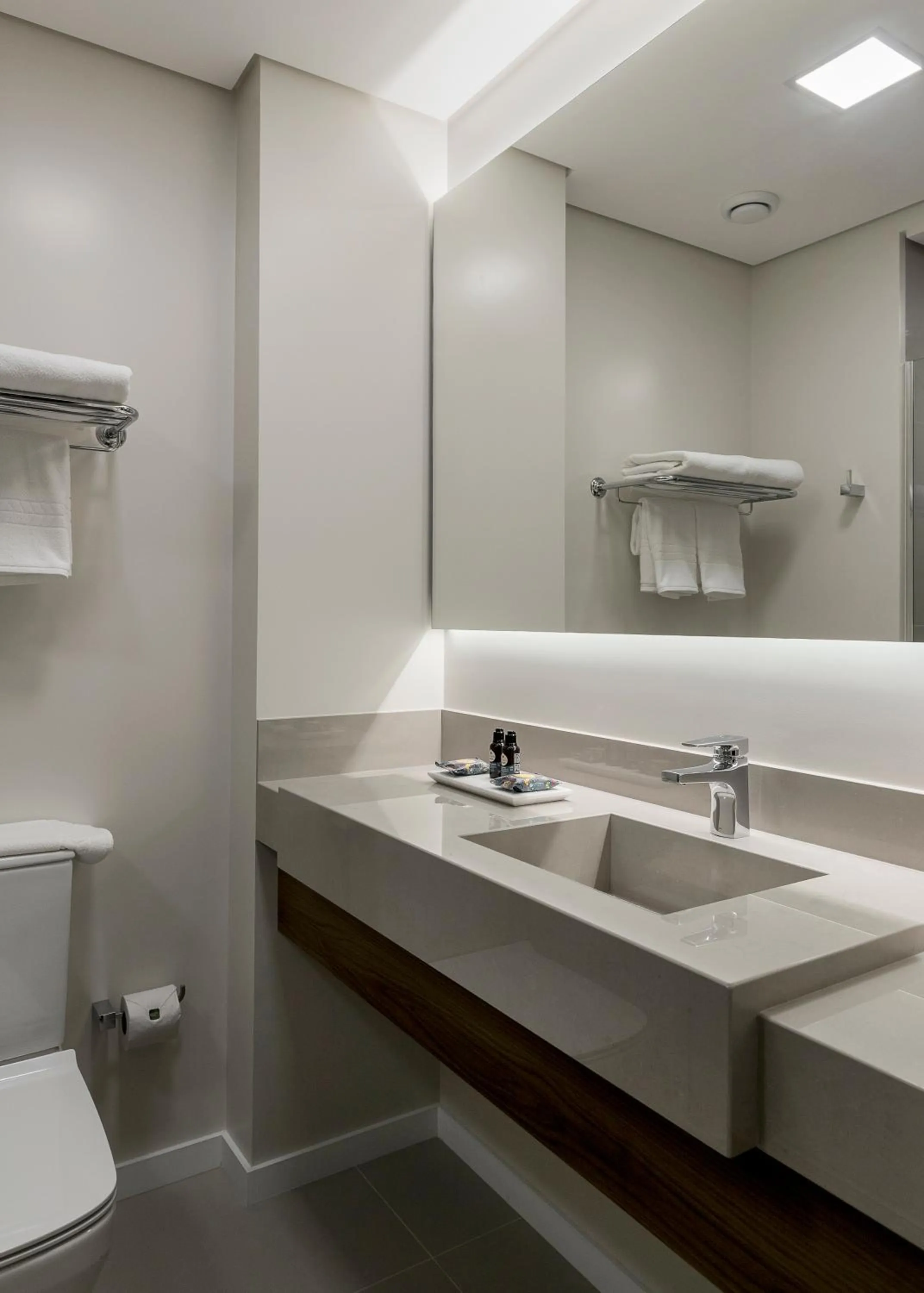 Bathroom in K-Platz Hotel