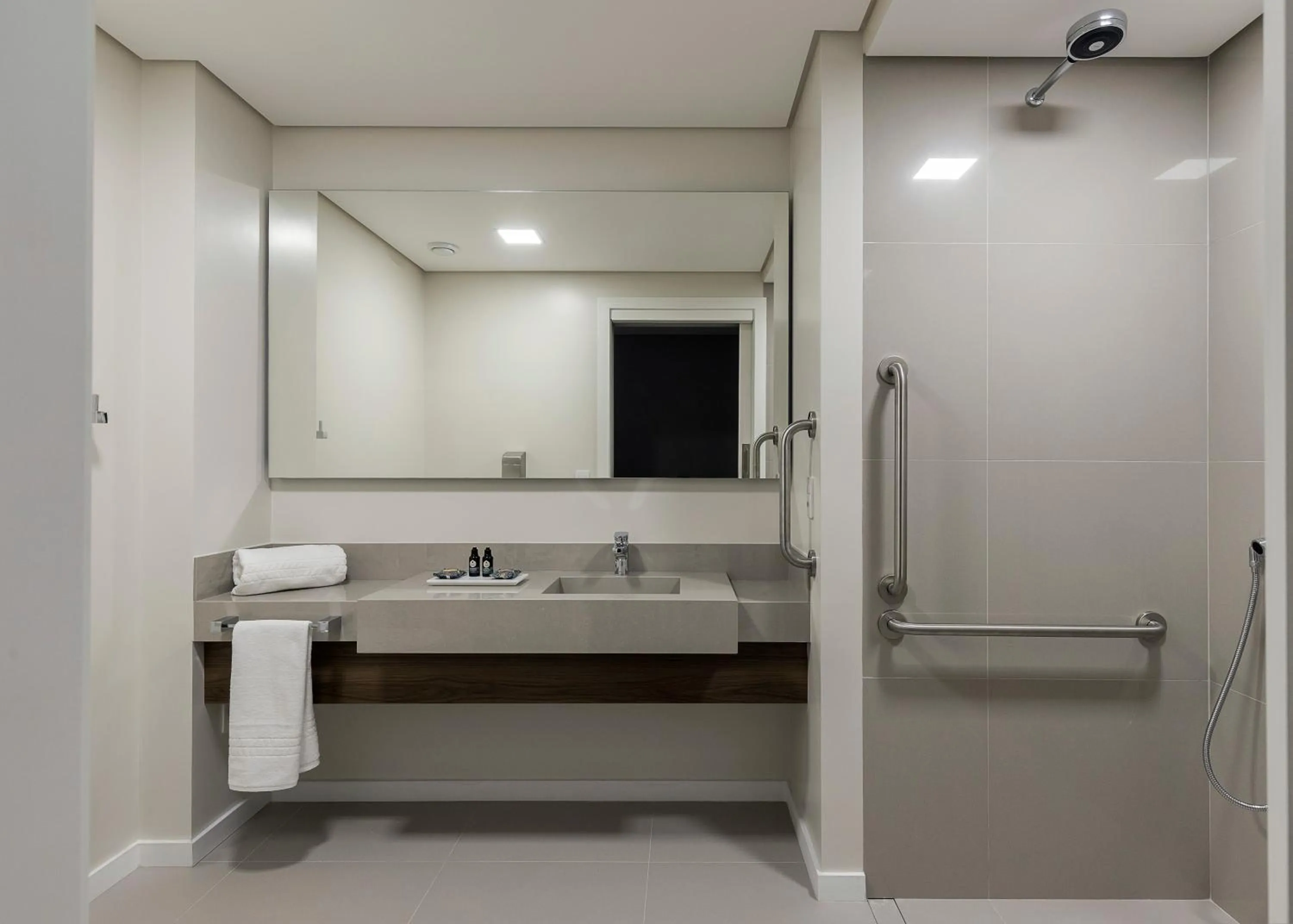 Bathroom in K-Platz Hotel