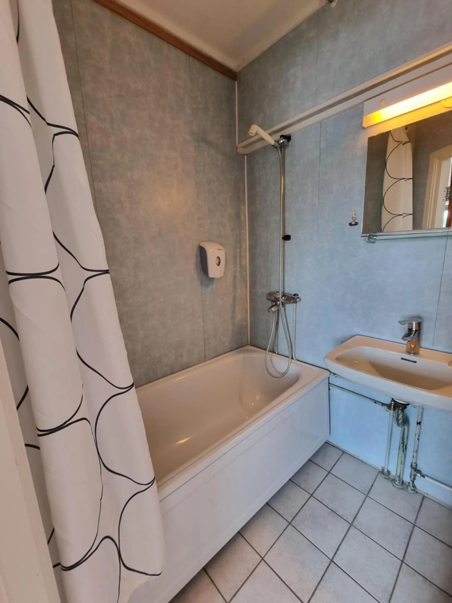 Bathroom in Verdde Hotel Lakselv