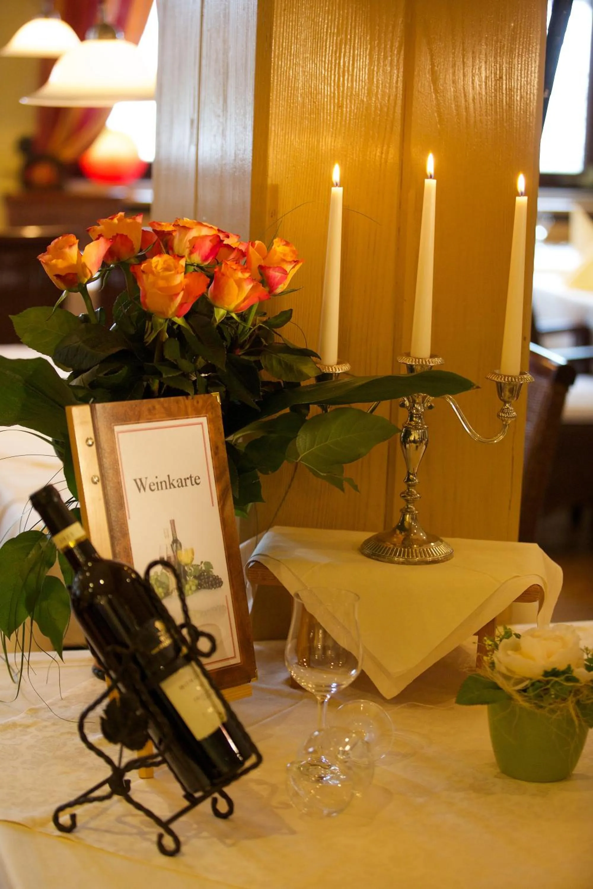 Restaurant/places to eat in Landhotel Seeg