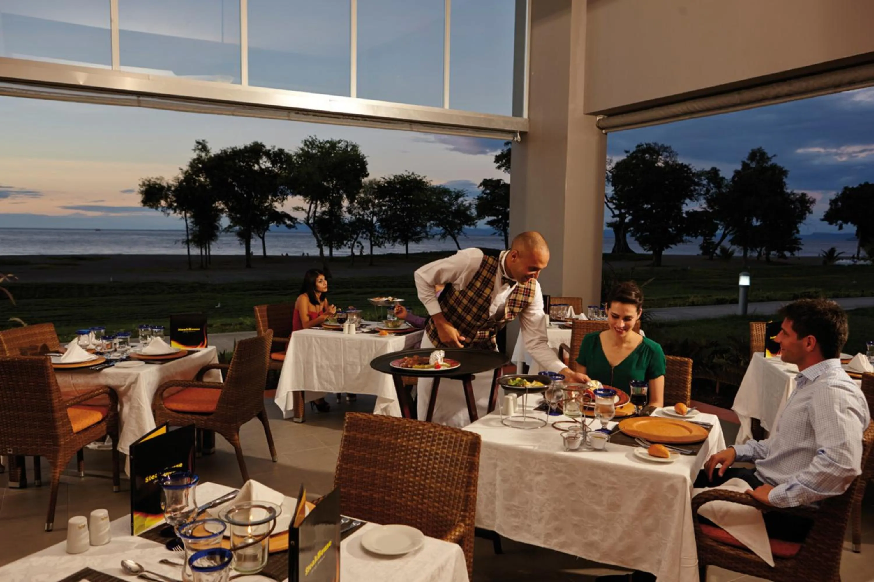 Restaurant/places to eat in Riu Palace Costa Rica - All Inclusive