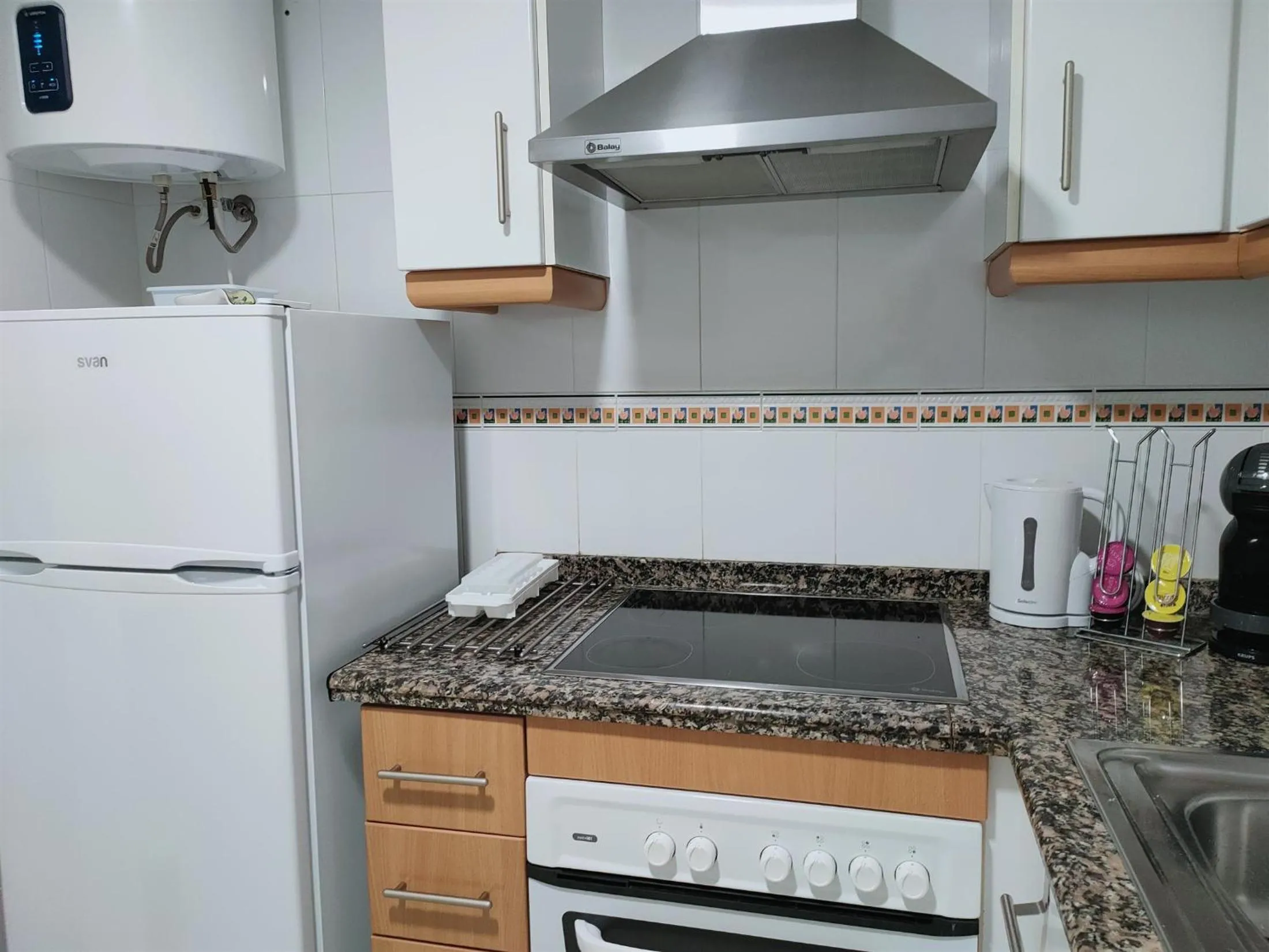 Kitchen or kitchenette in Ground floor Apartment close to Arenal Javea - 4 pers