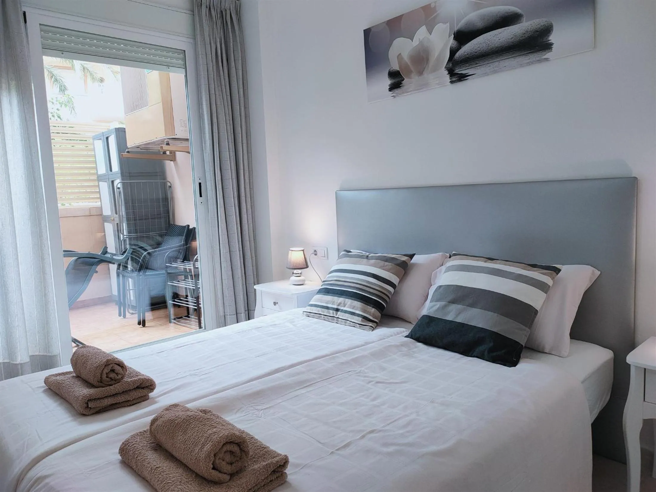 Bed in Ground floor Apartment close to Arenal Javea - 4 pers