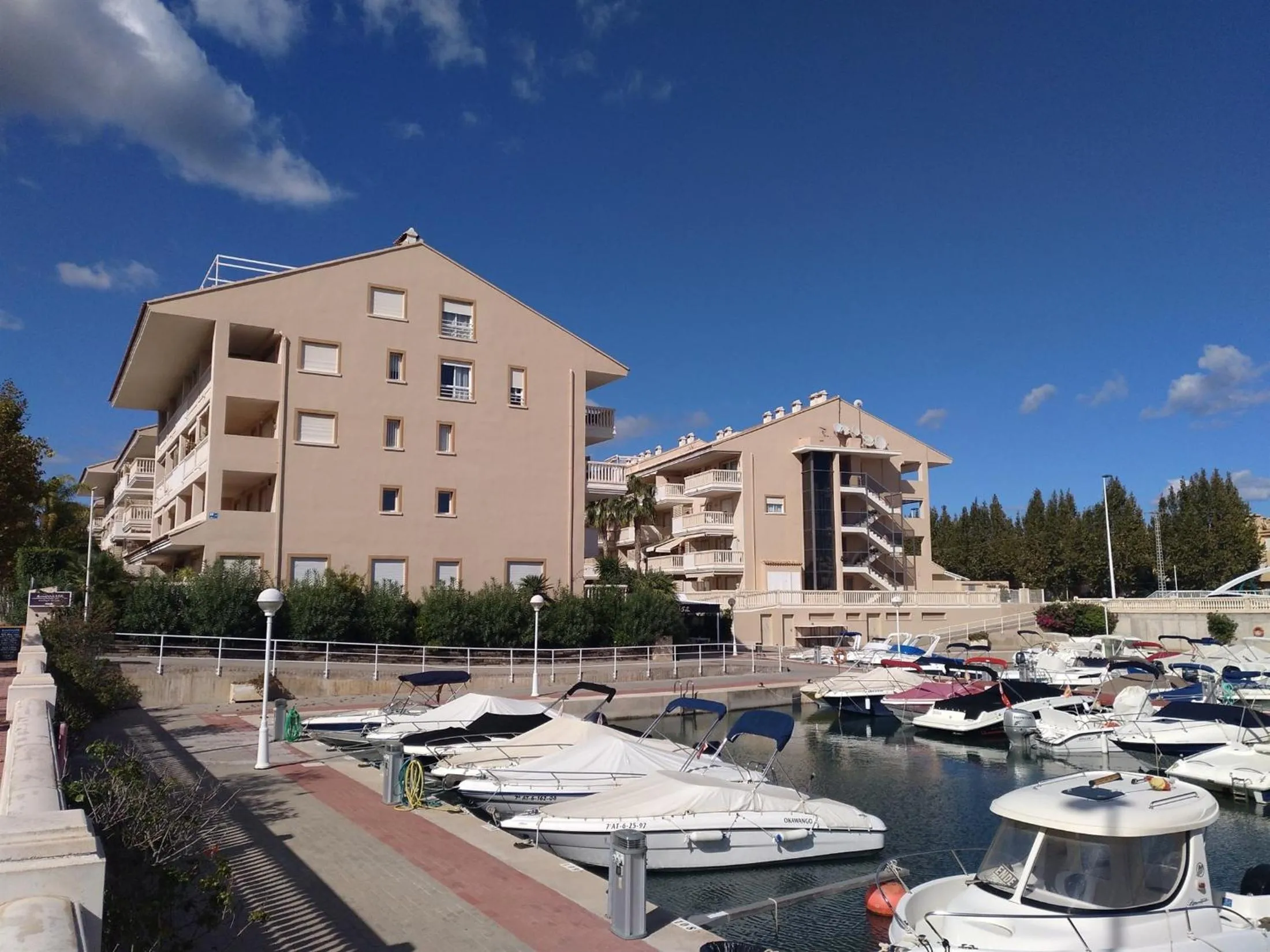 Property building in Ground floor Apartment close to Arenal Javea - 4 pers