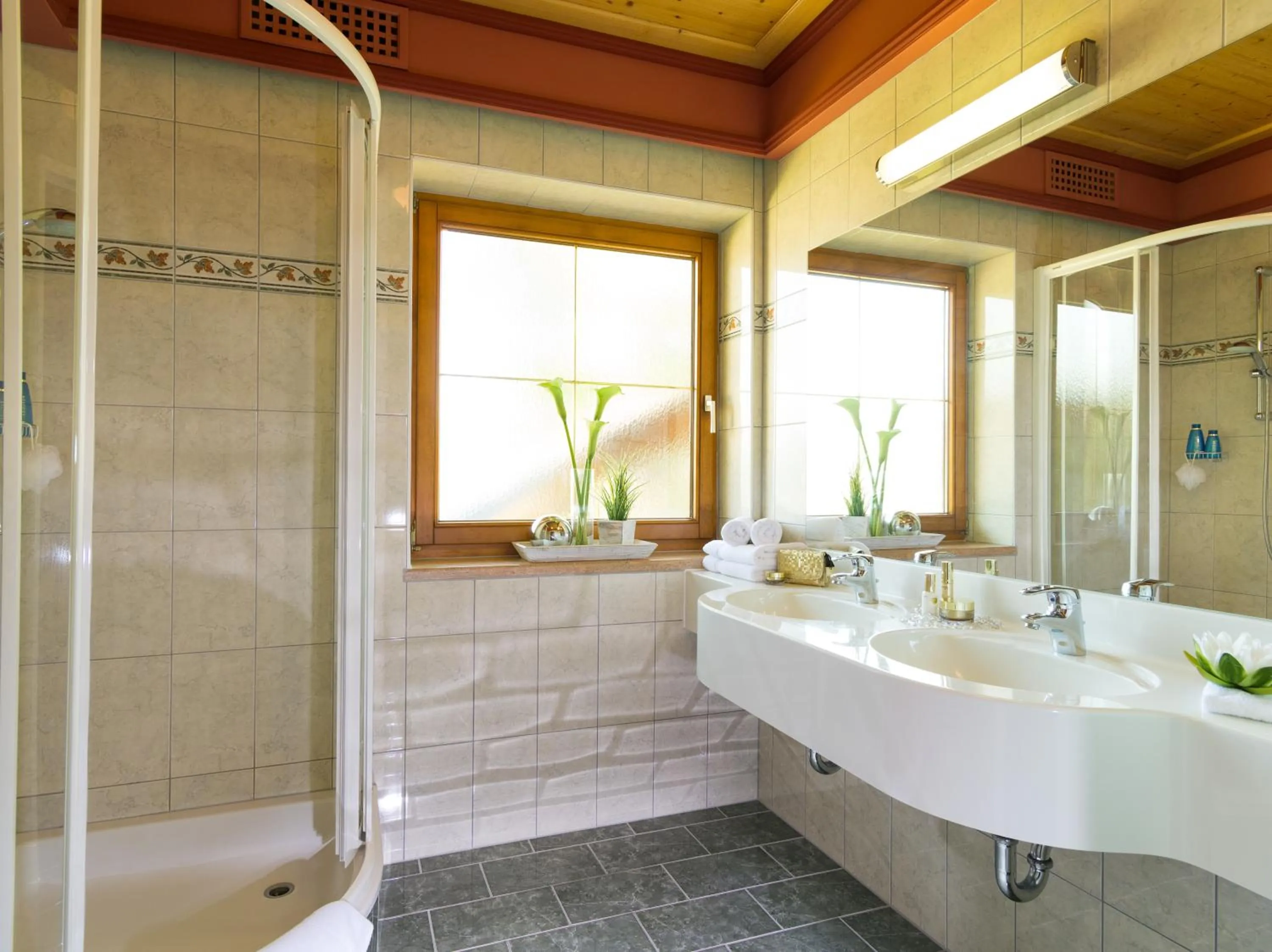 Bathroom in Der Burgfellnerhof - Adults Only