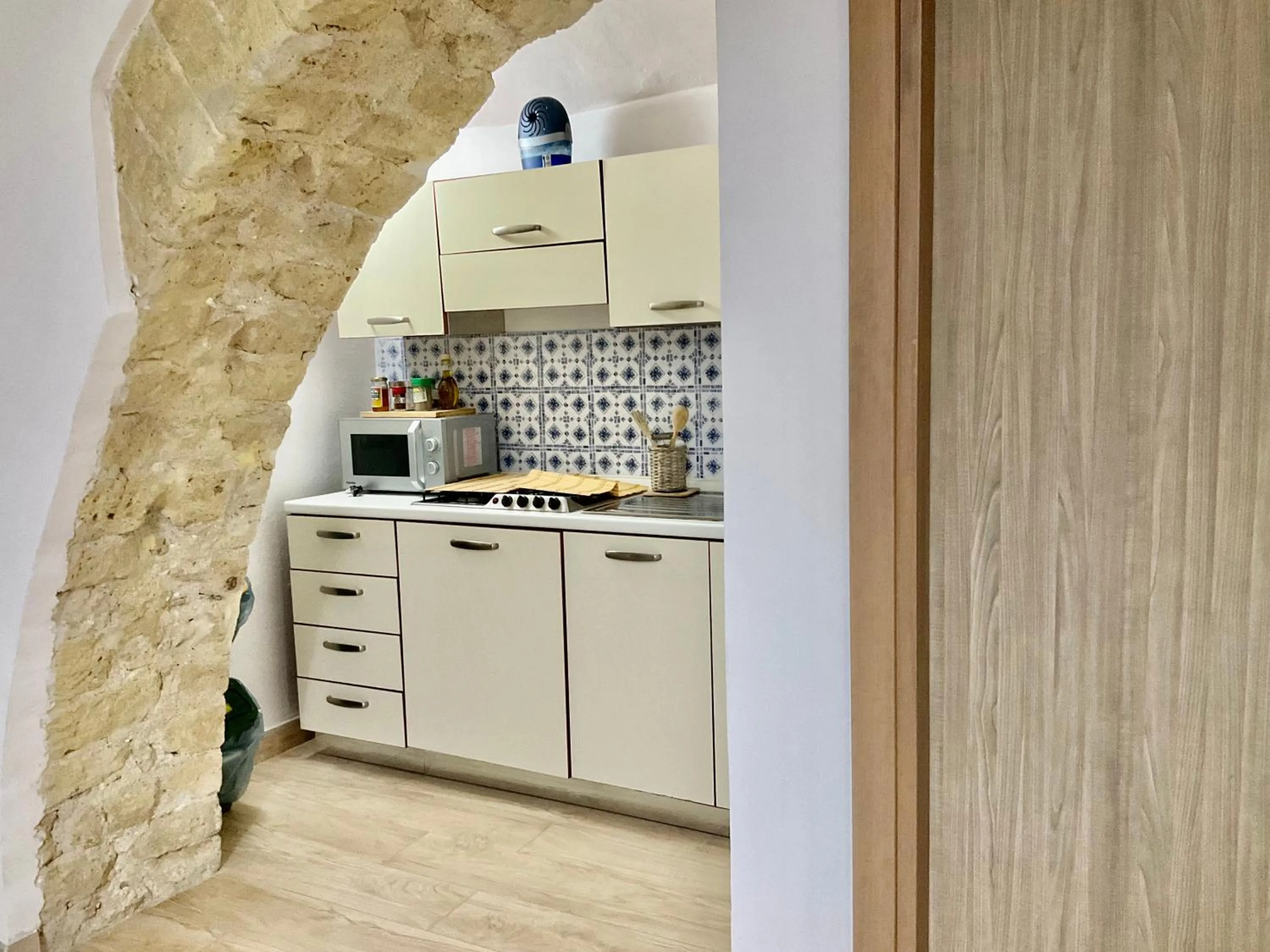 kitchen in 'A Room de' Scugnizzi