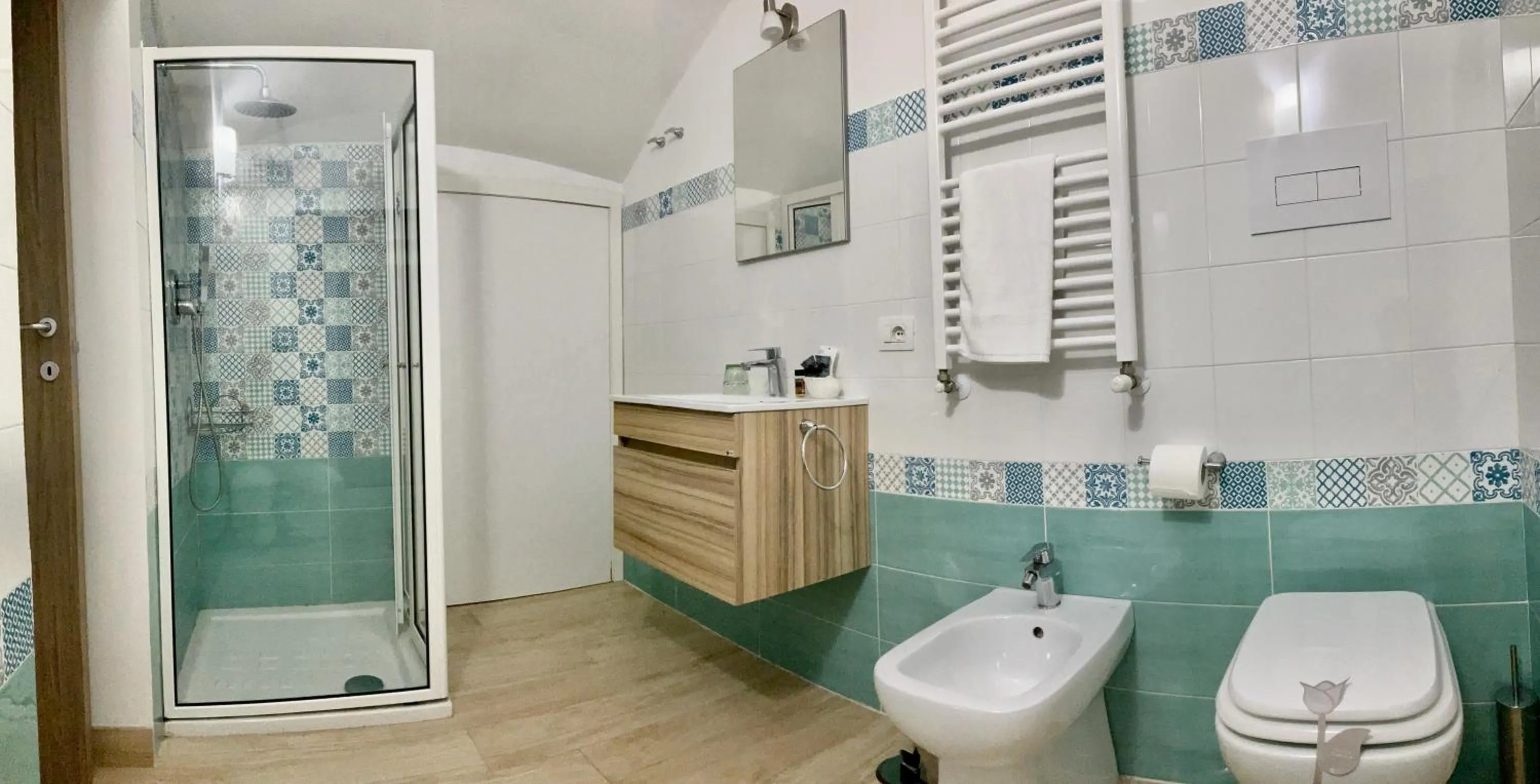 Bathroom in 'A Room de' Scugnizzi