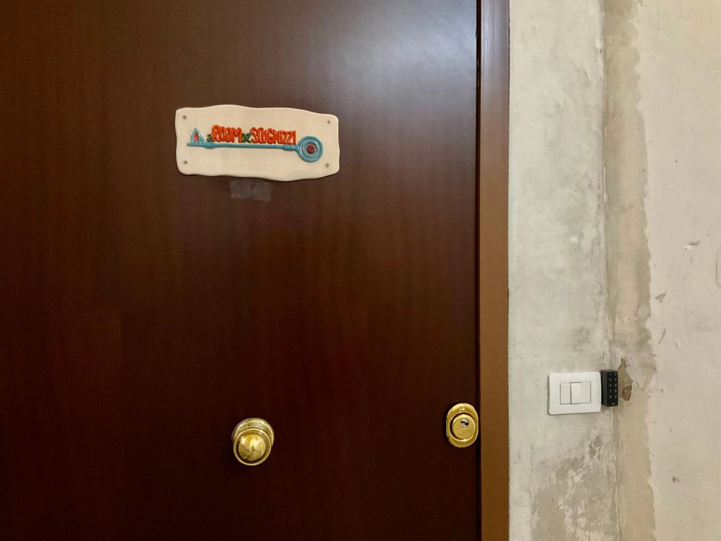 Property building in 'A Room de' Scugnizzi