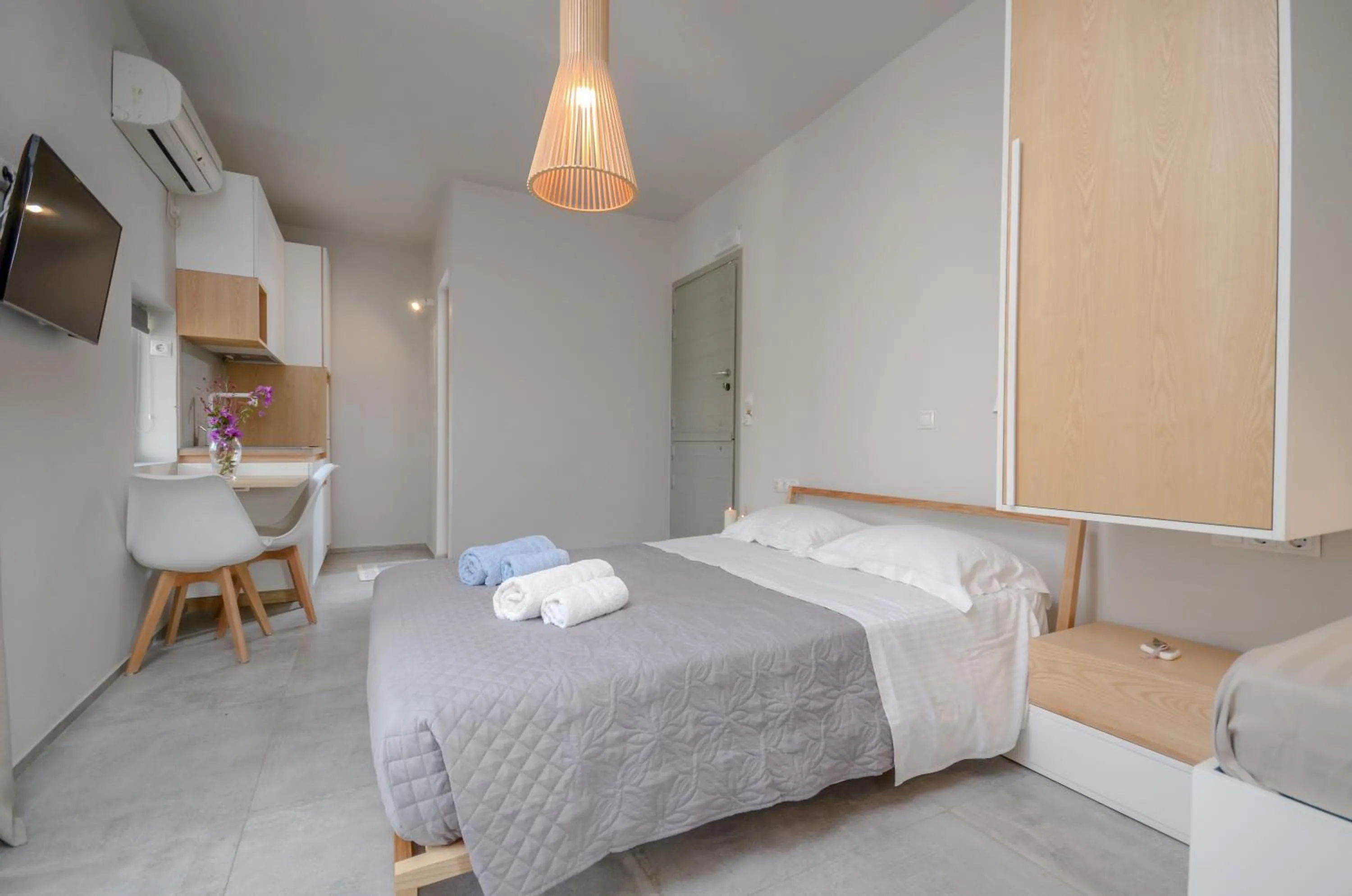 Bedroom, Bed in Ydreos Studios & Apartments