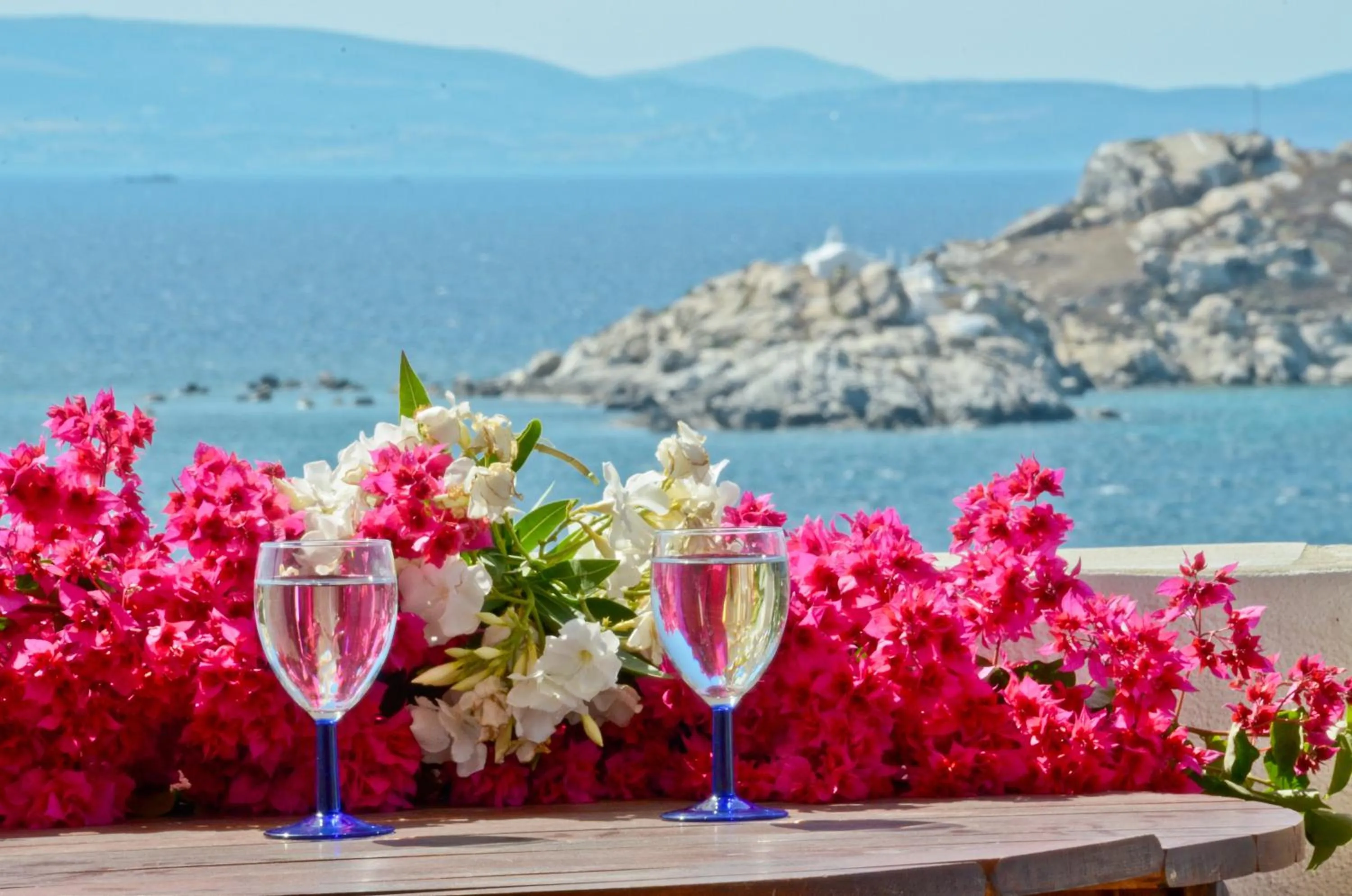 Day in Ydreos Studios & Apartments