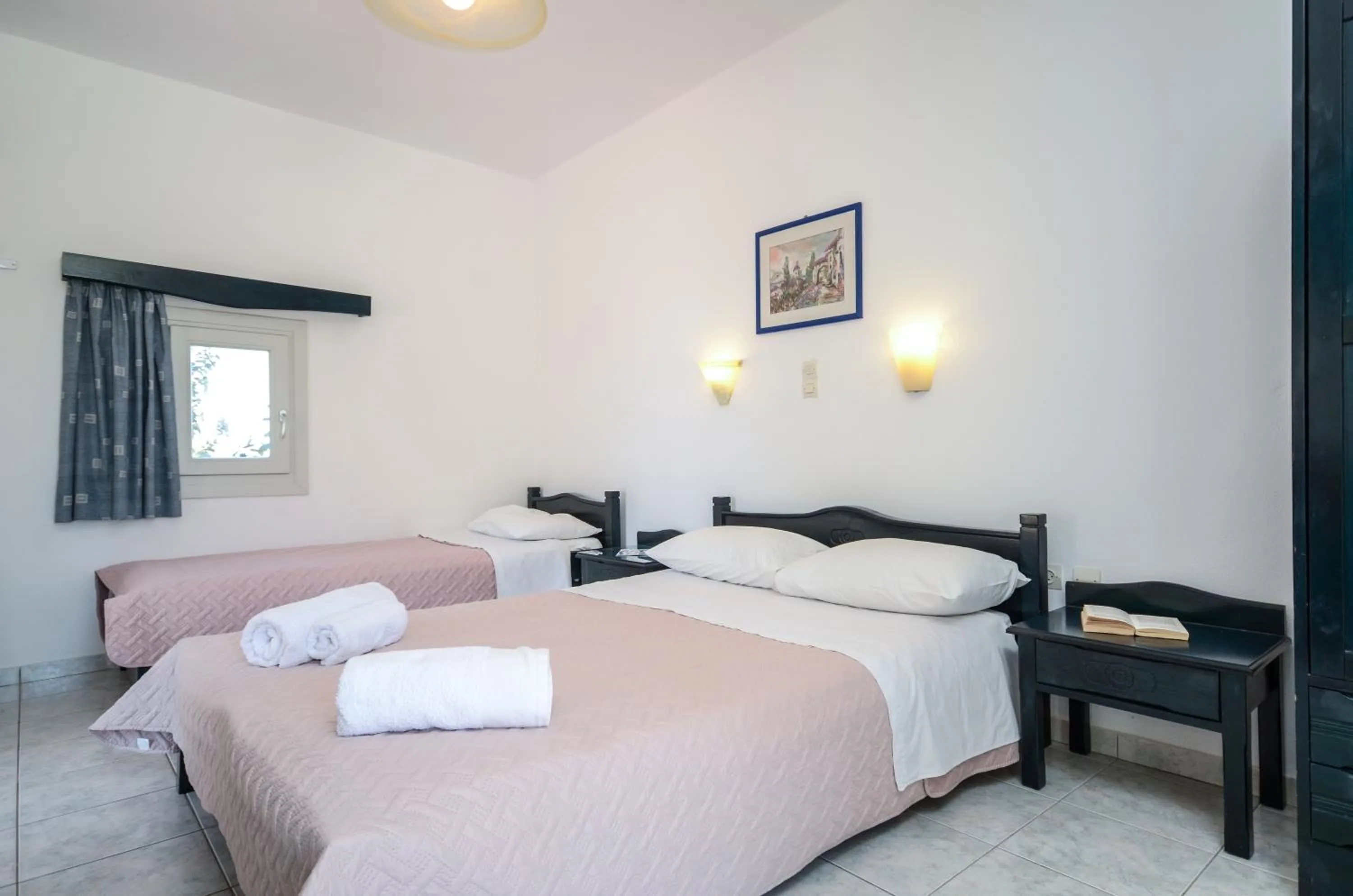 Bedroom, Bed in Ydreos Studios & Apartments