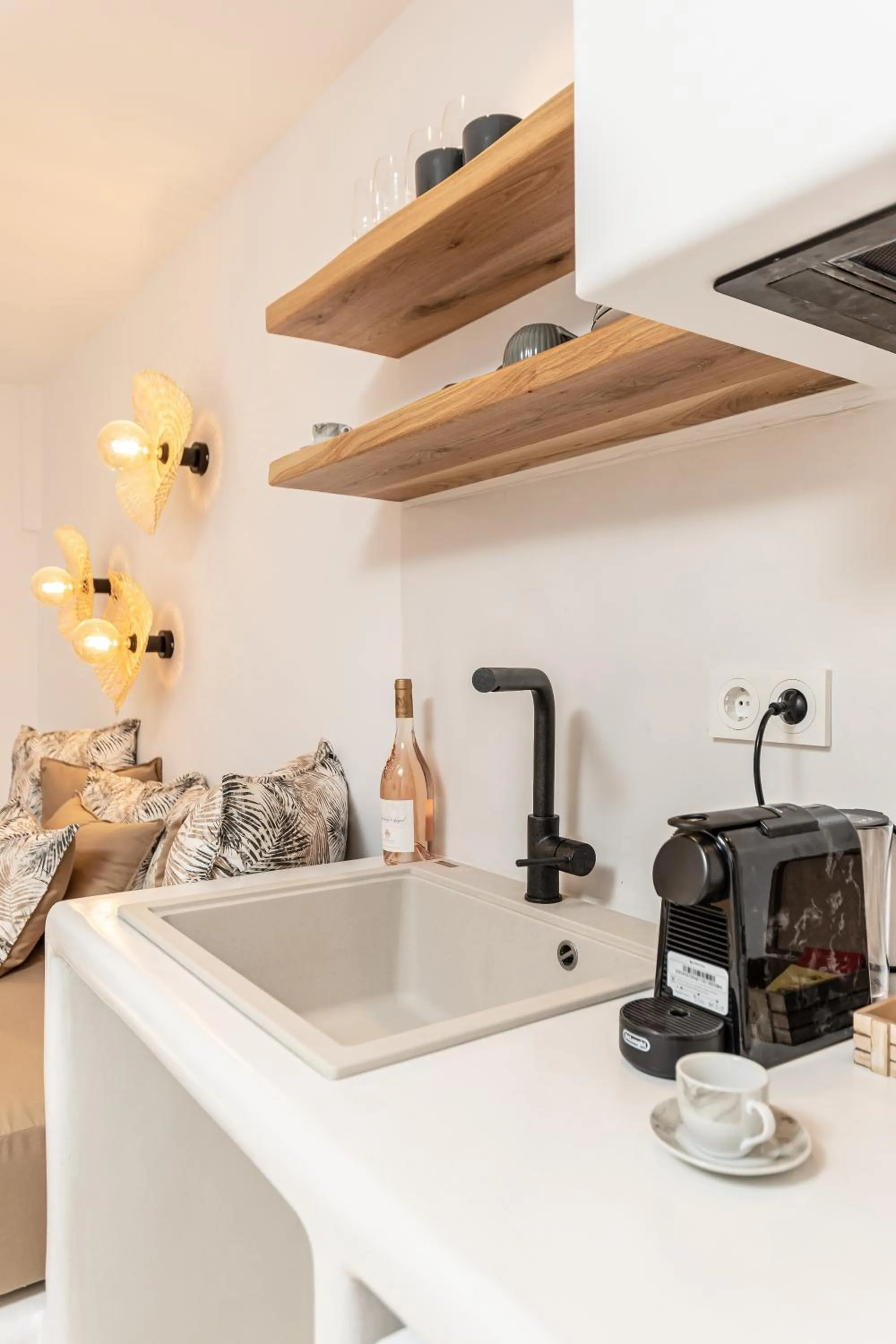 Restaurant/places to eat in Almiriki Naxos Beachside Living