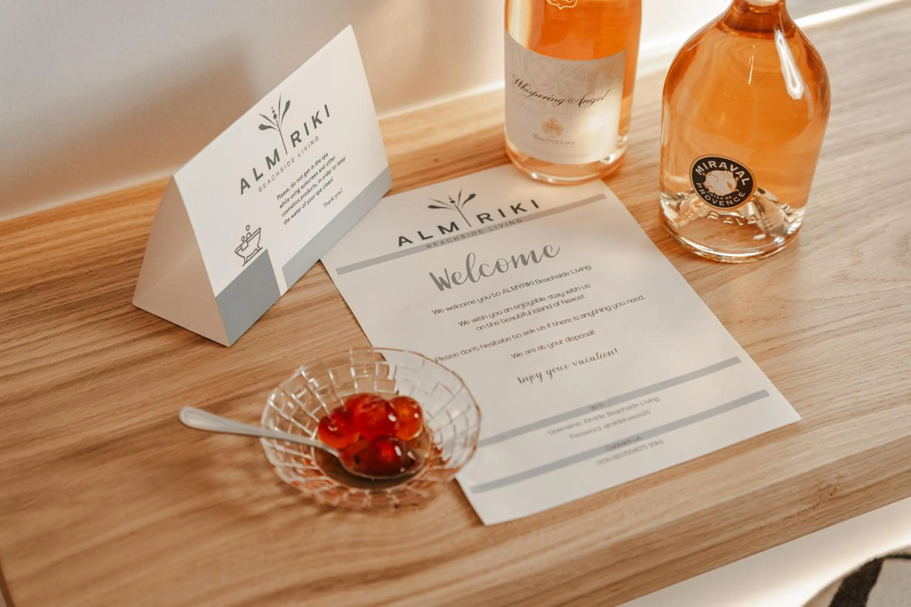 Food and drinks in Almiriki Naxos Beachside Living