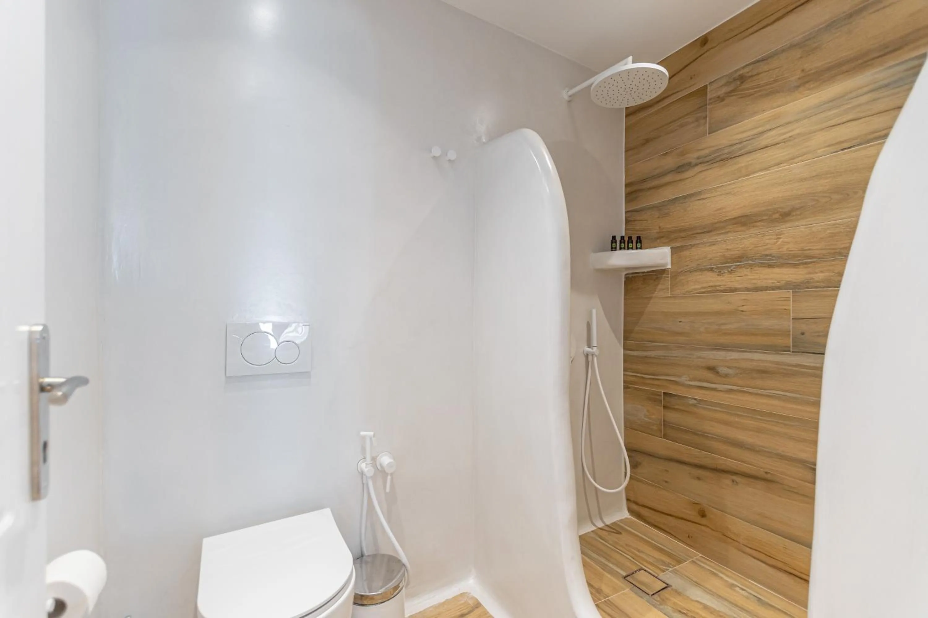 Shower in Almiriki Naxos Beachside Living