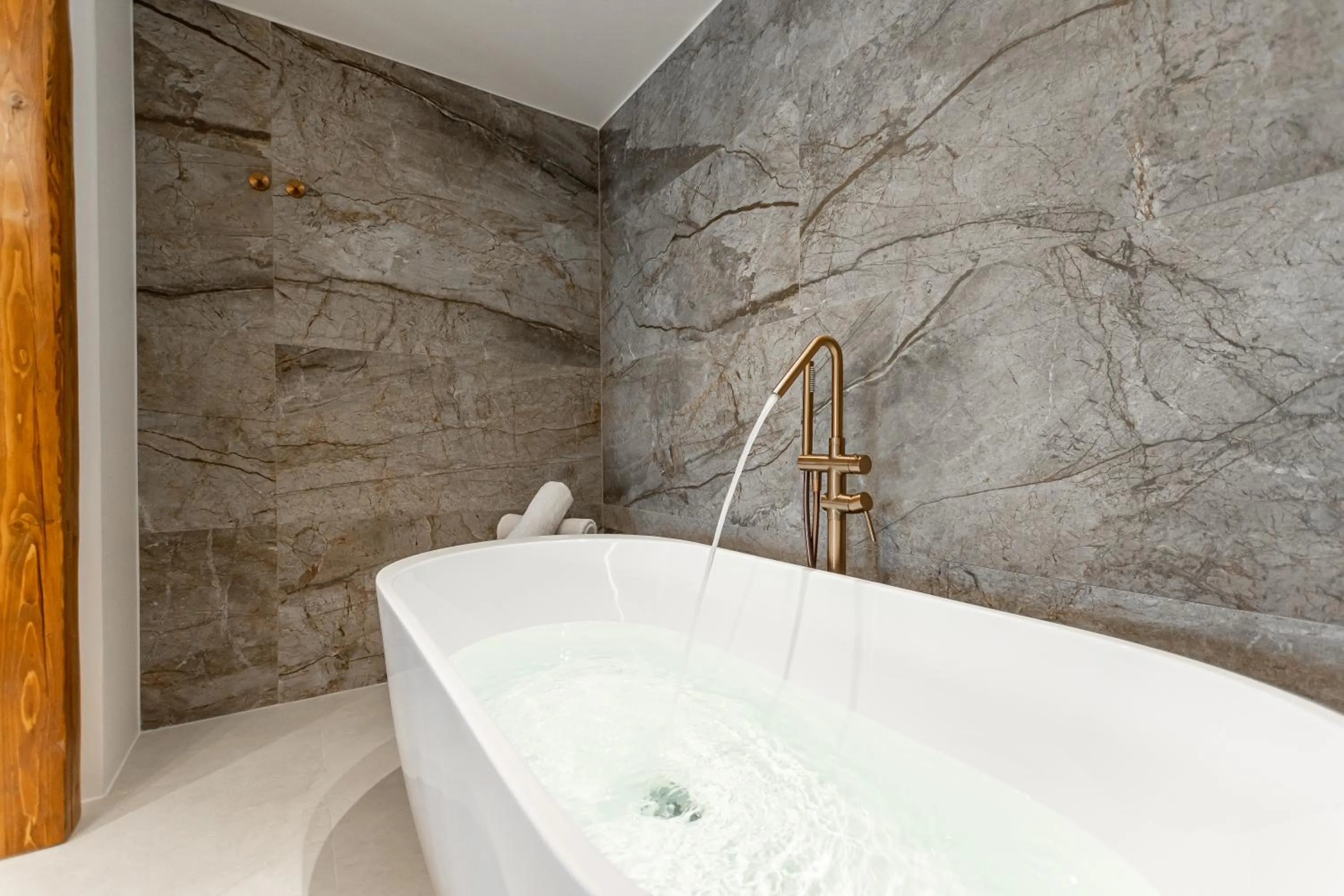 Shower in Almiriki Naxos Beachside Living