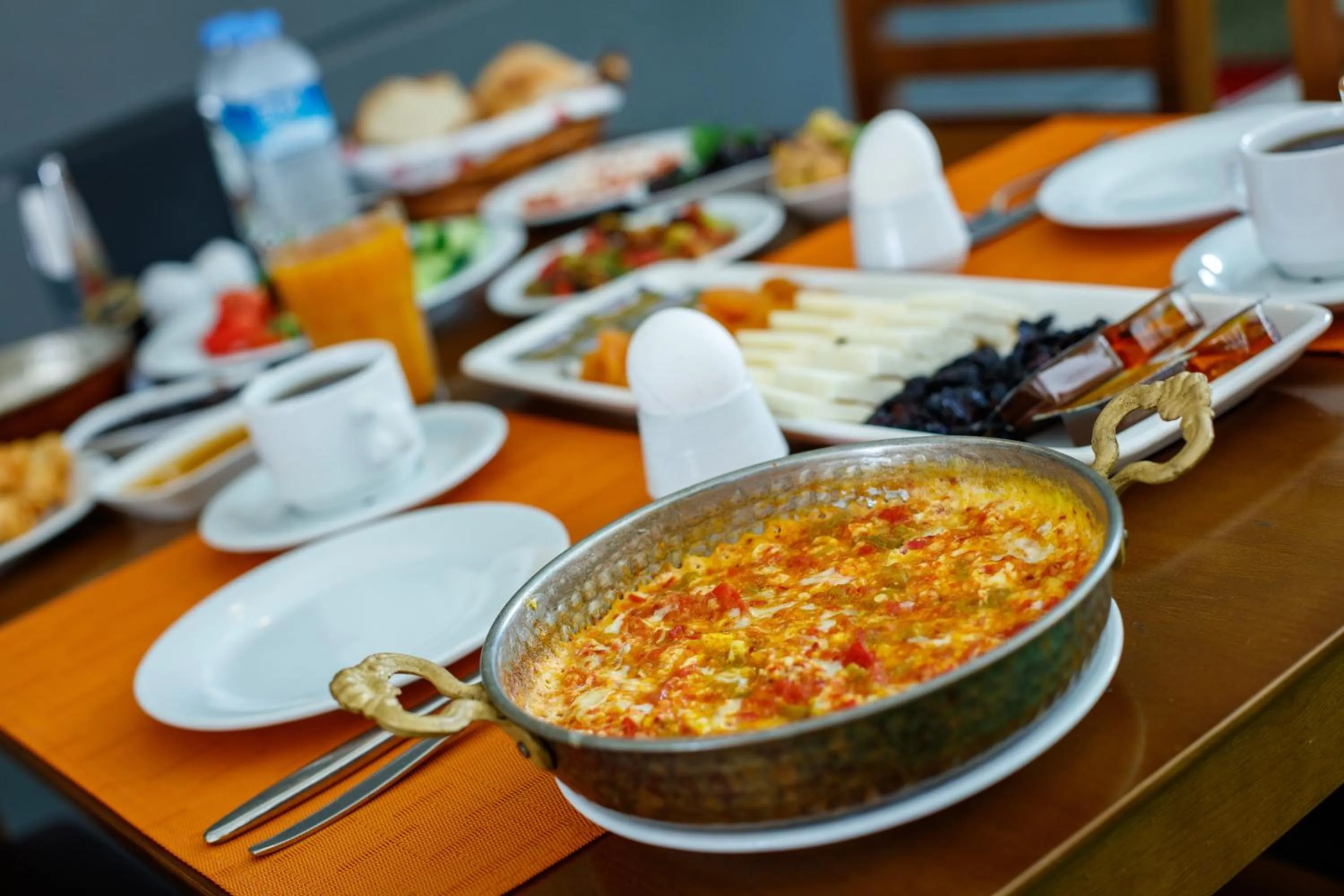 Food and drinks in SUENA HOTEL Çeşme