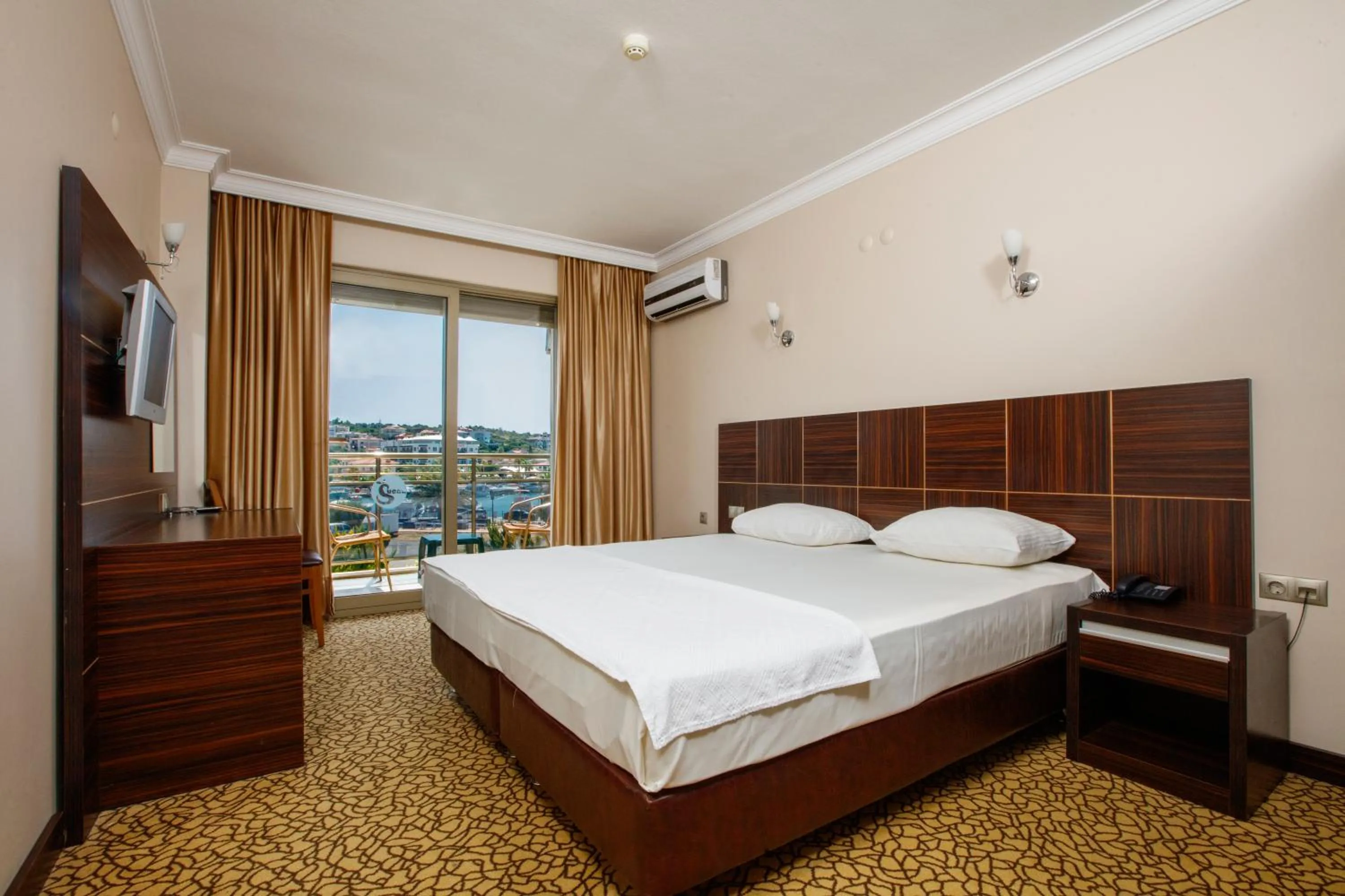 Bed in SUENA HOTEL Çeşme