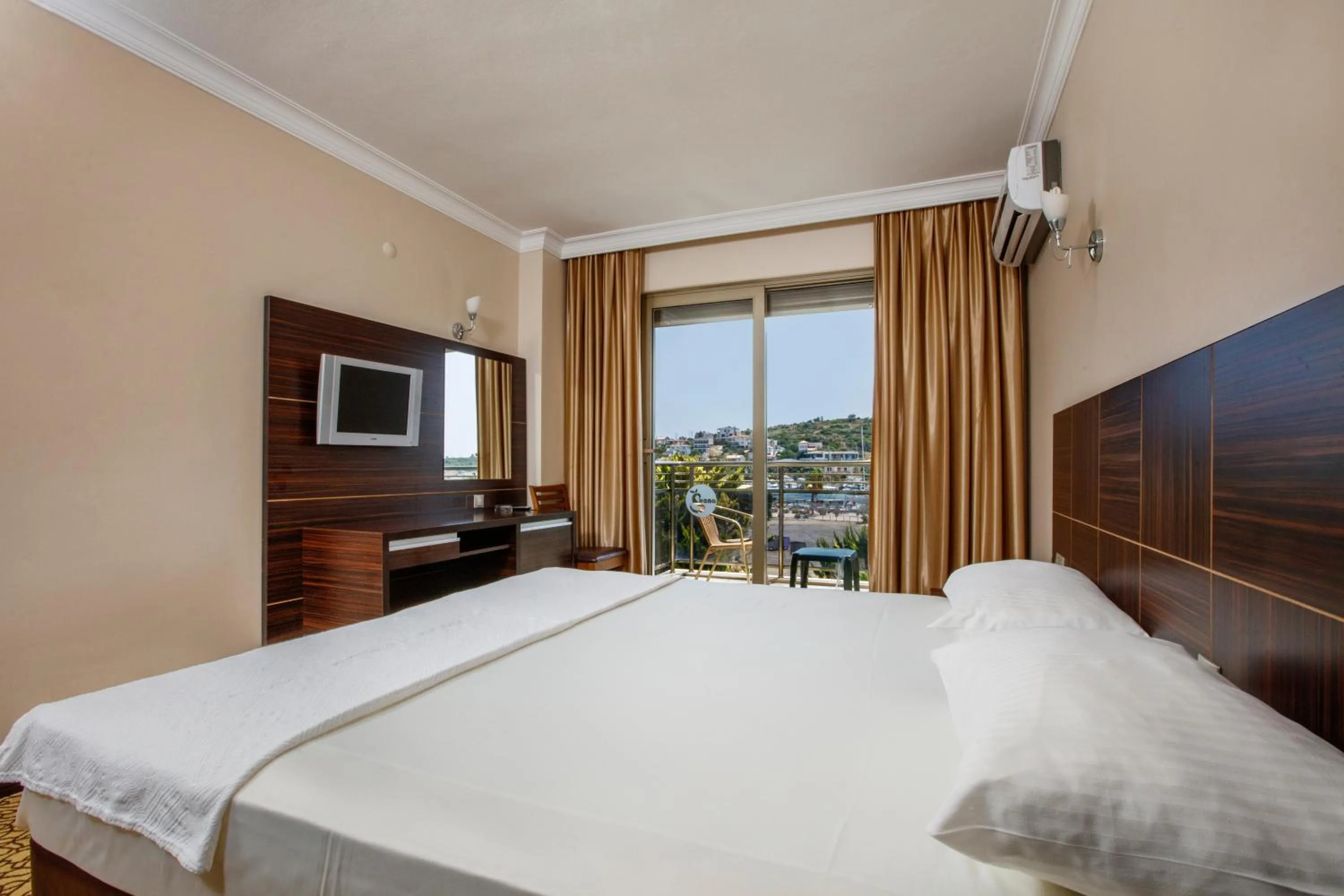 Bed in SUENA HOTEL Çeşme