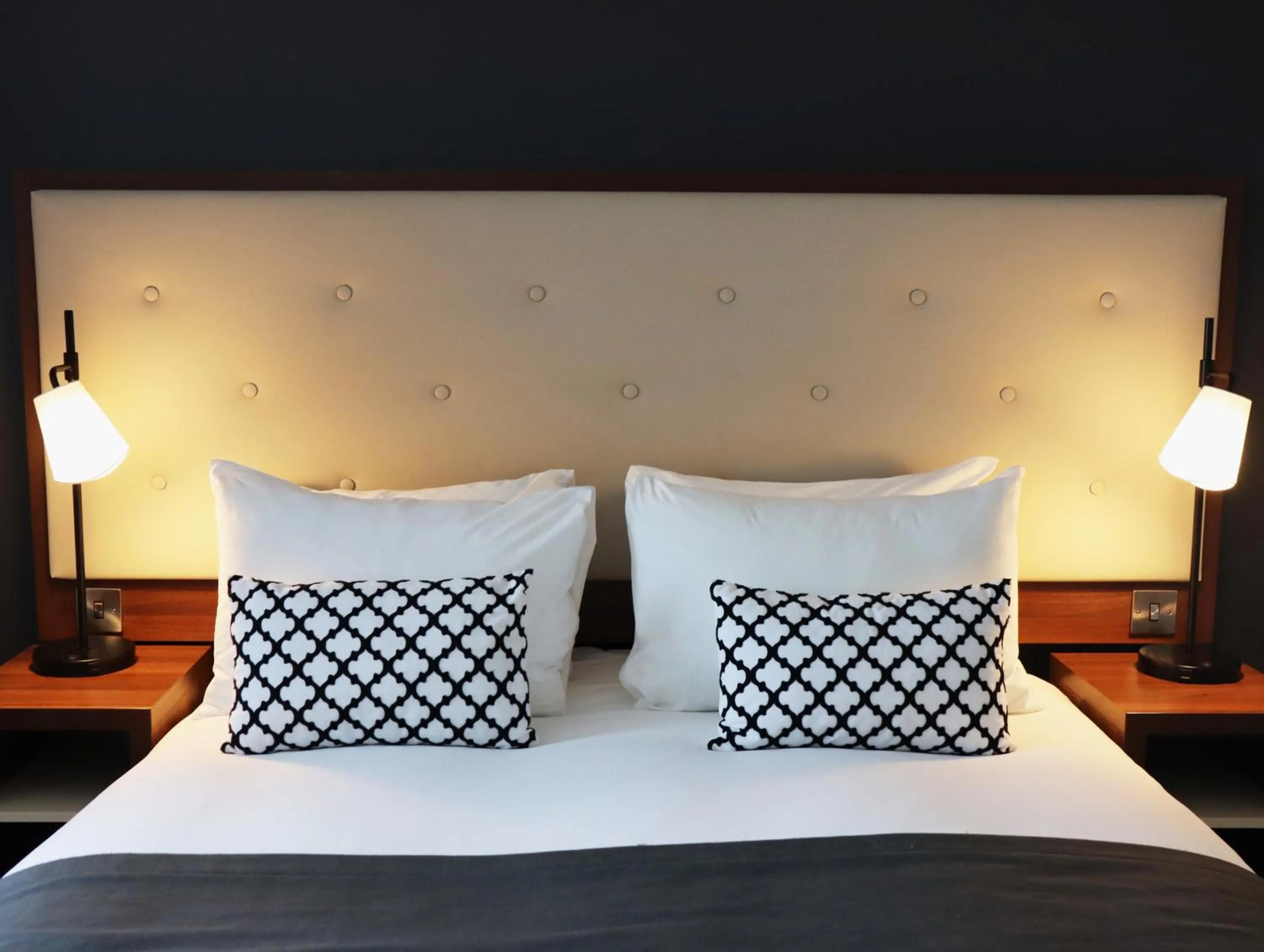 Bedroom, Bed in Garner Hotel Preston Samlesbury by IHG