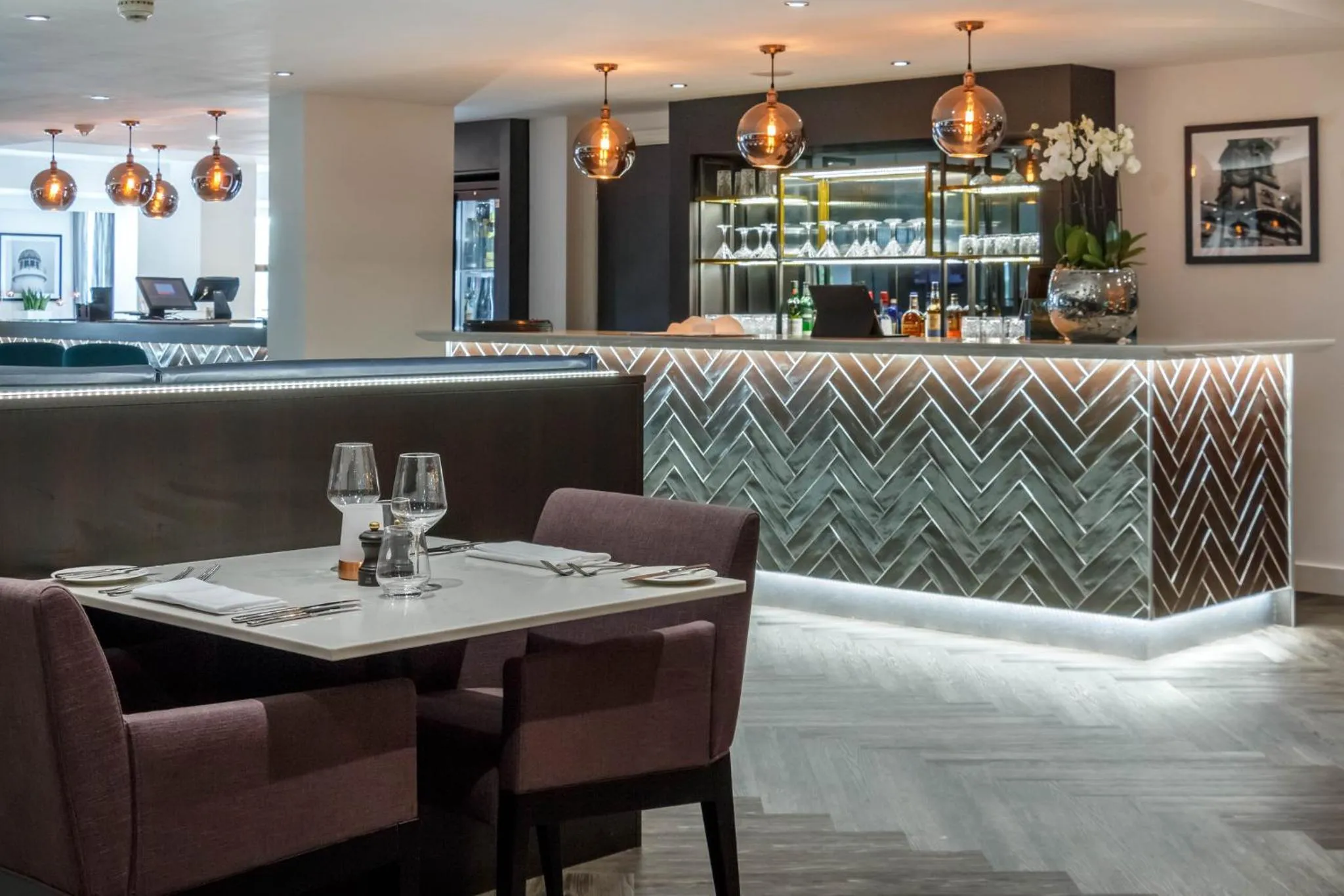Restaurant/places to eat in Garner Hotel Preston Samlesbury by IHG