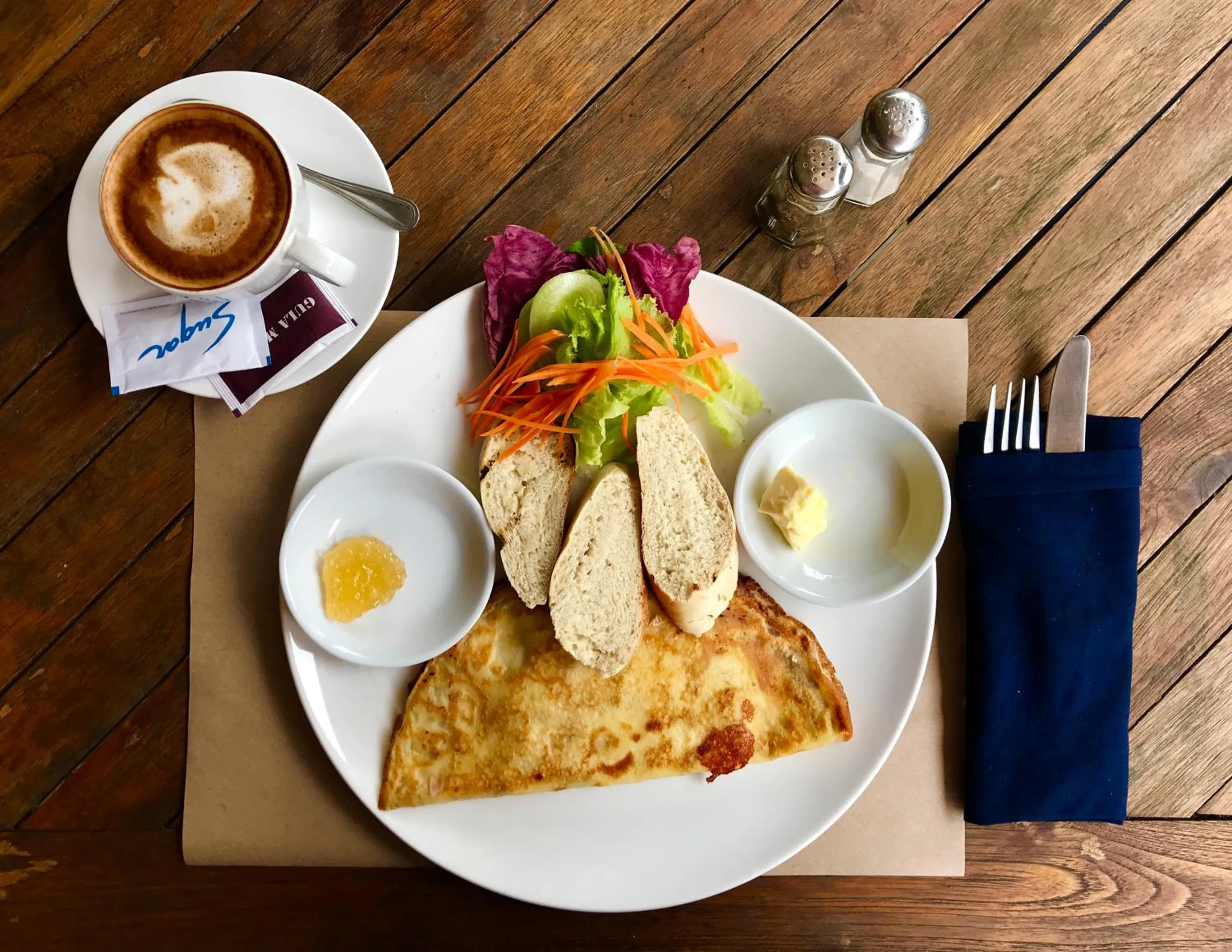 Breakfast in Mayana Villas