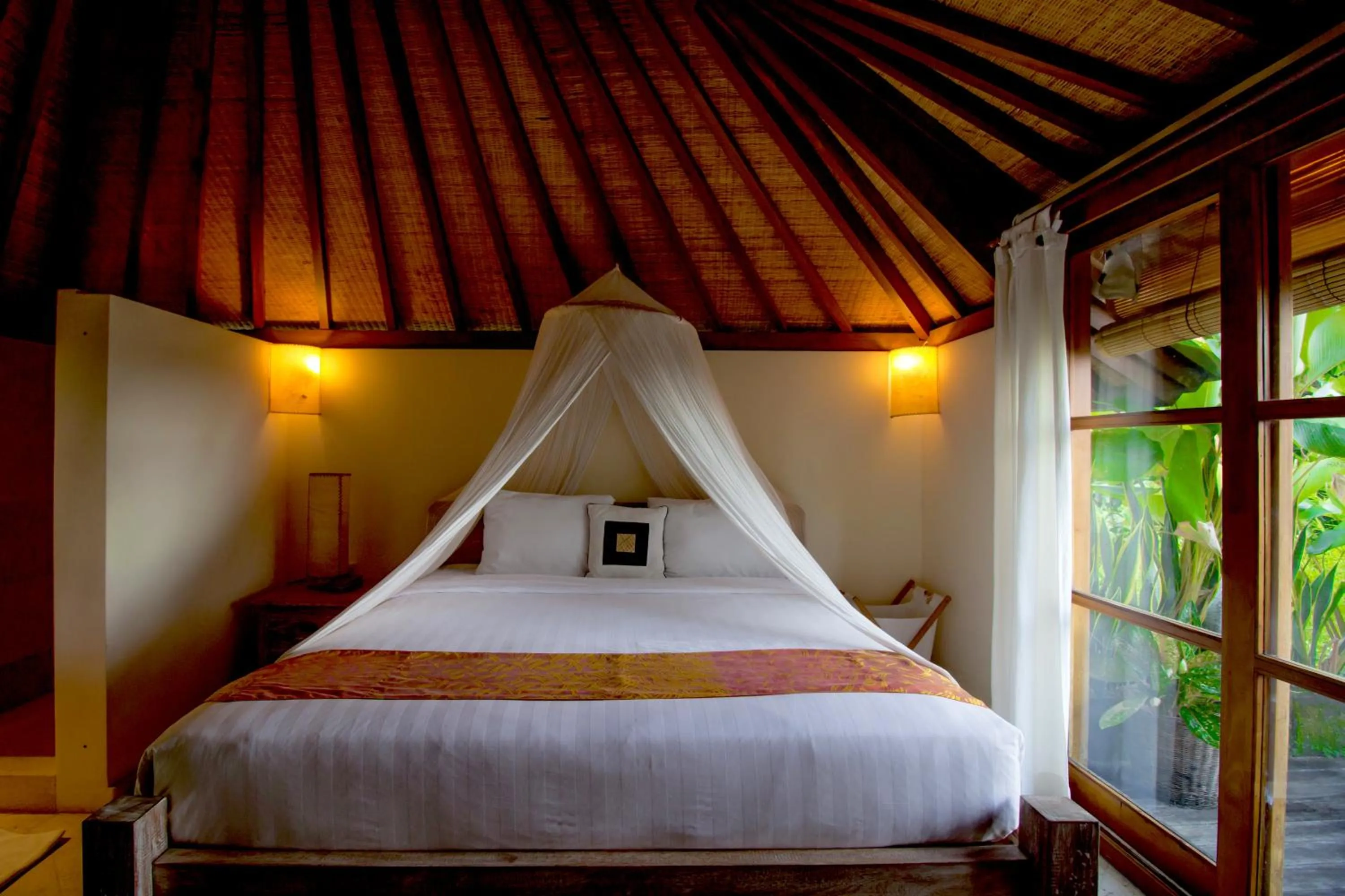 Photo of the whole room, Bed in Mayana Villas