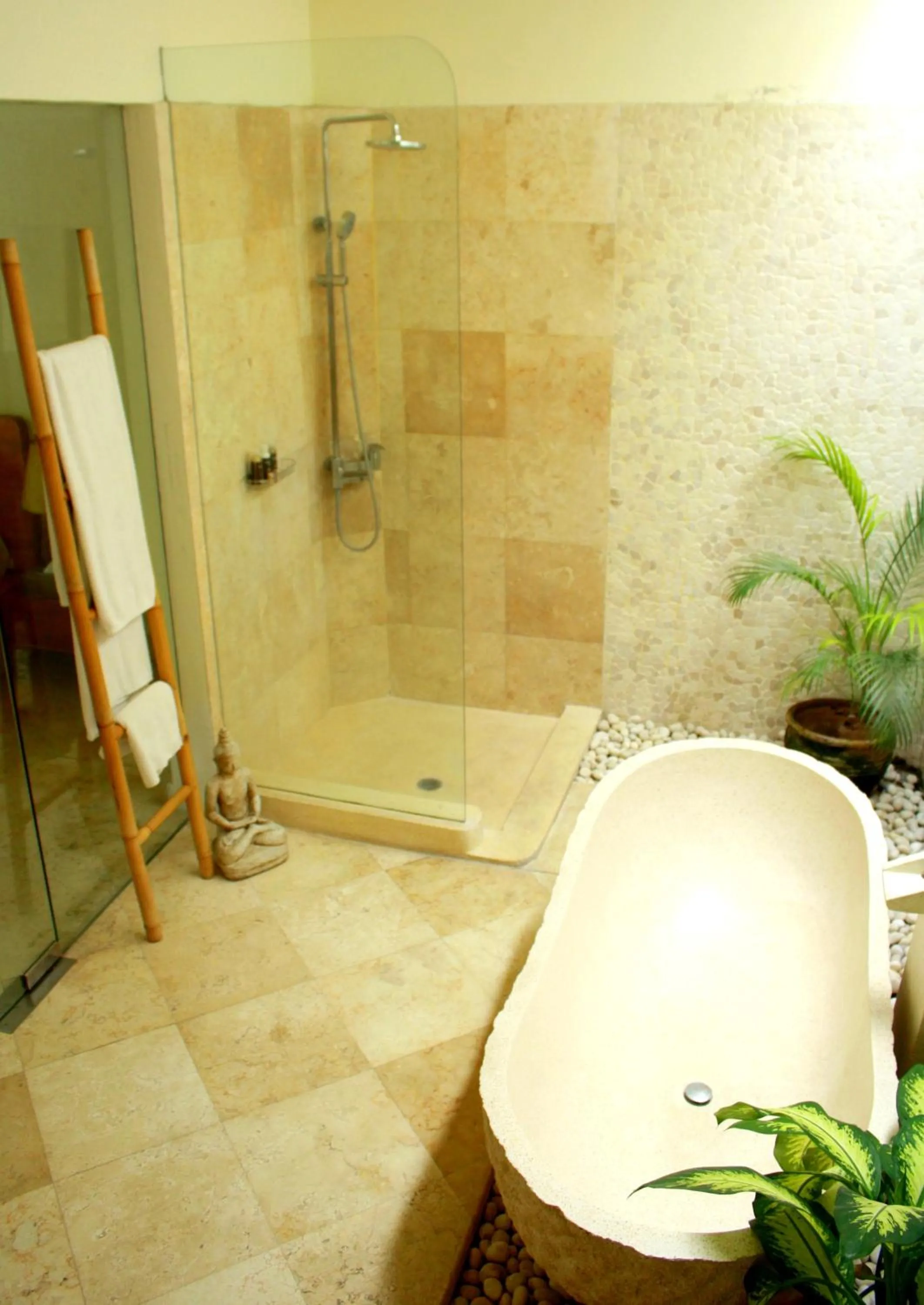 Shower in Mayana Villas
