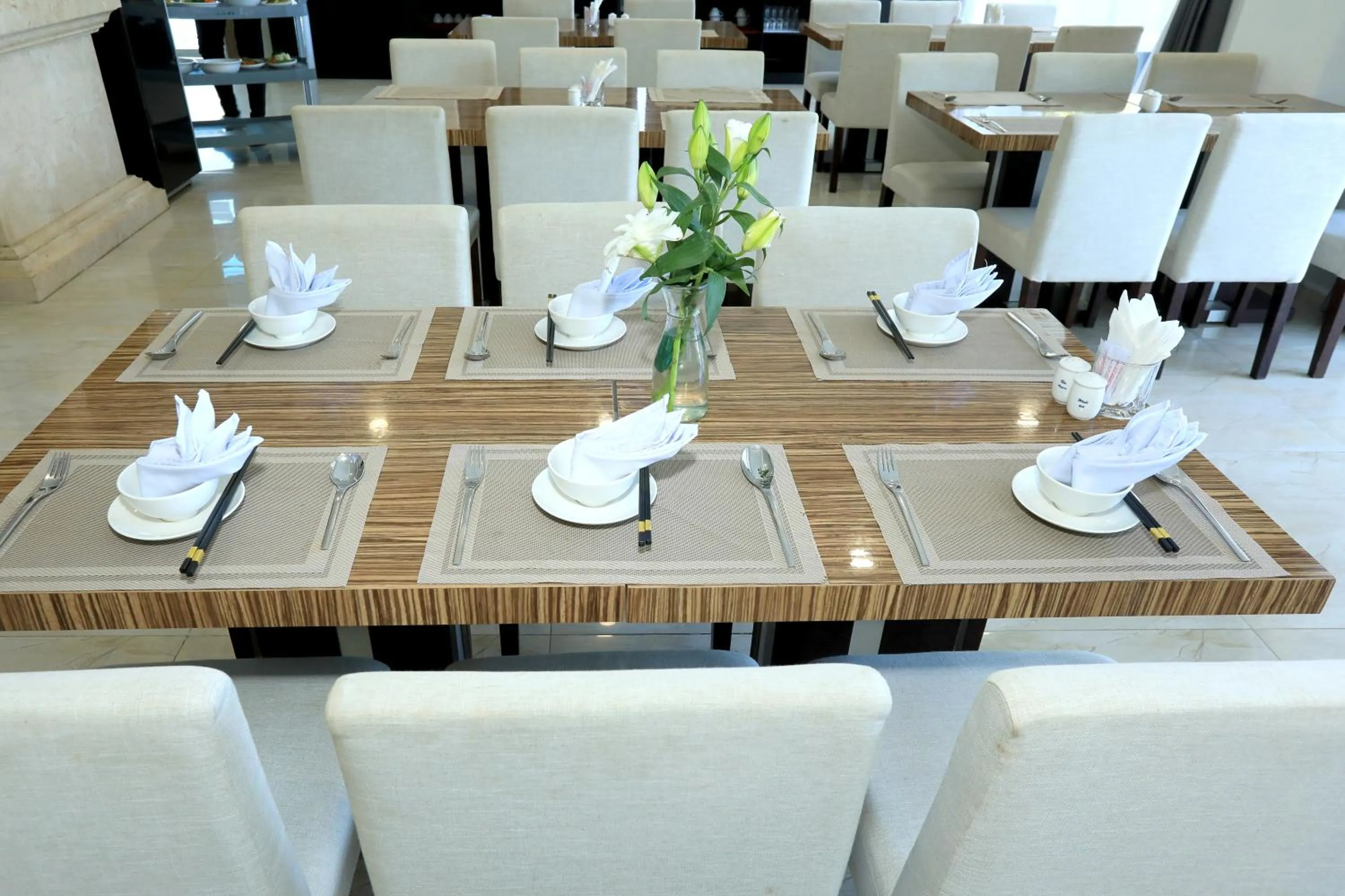 Restaurant/places to eat in Orson Hotel & Resort Con Dao