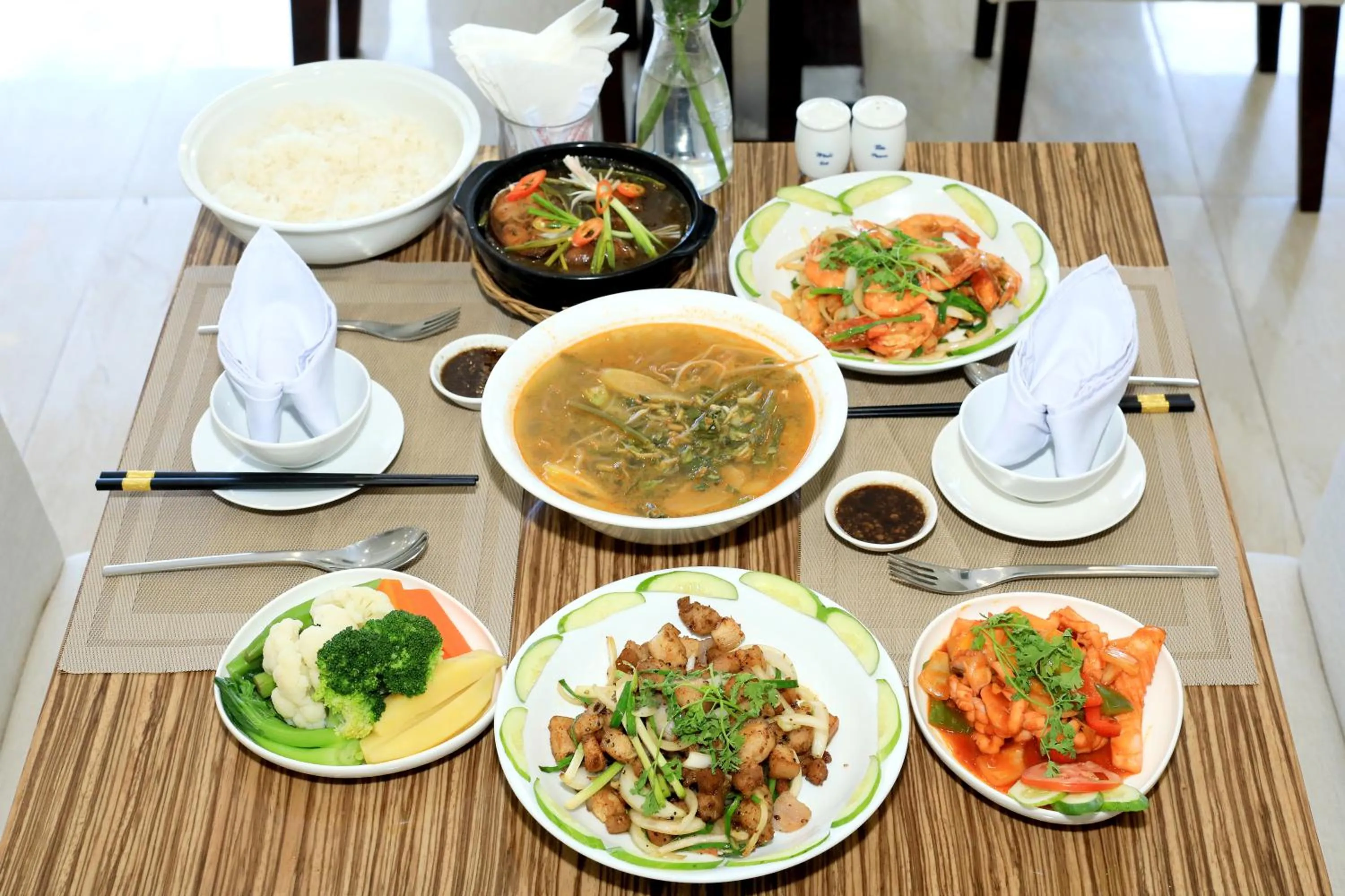 Food in Orson Hotel & Resort Con Dao