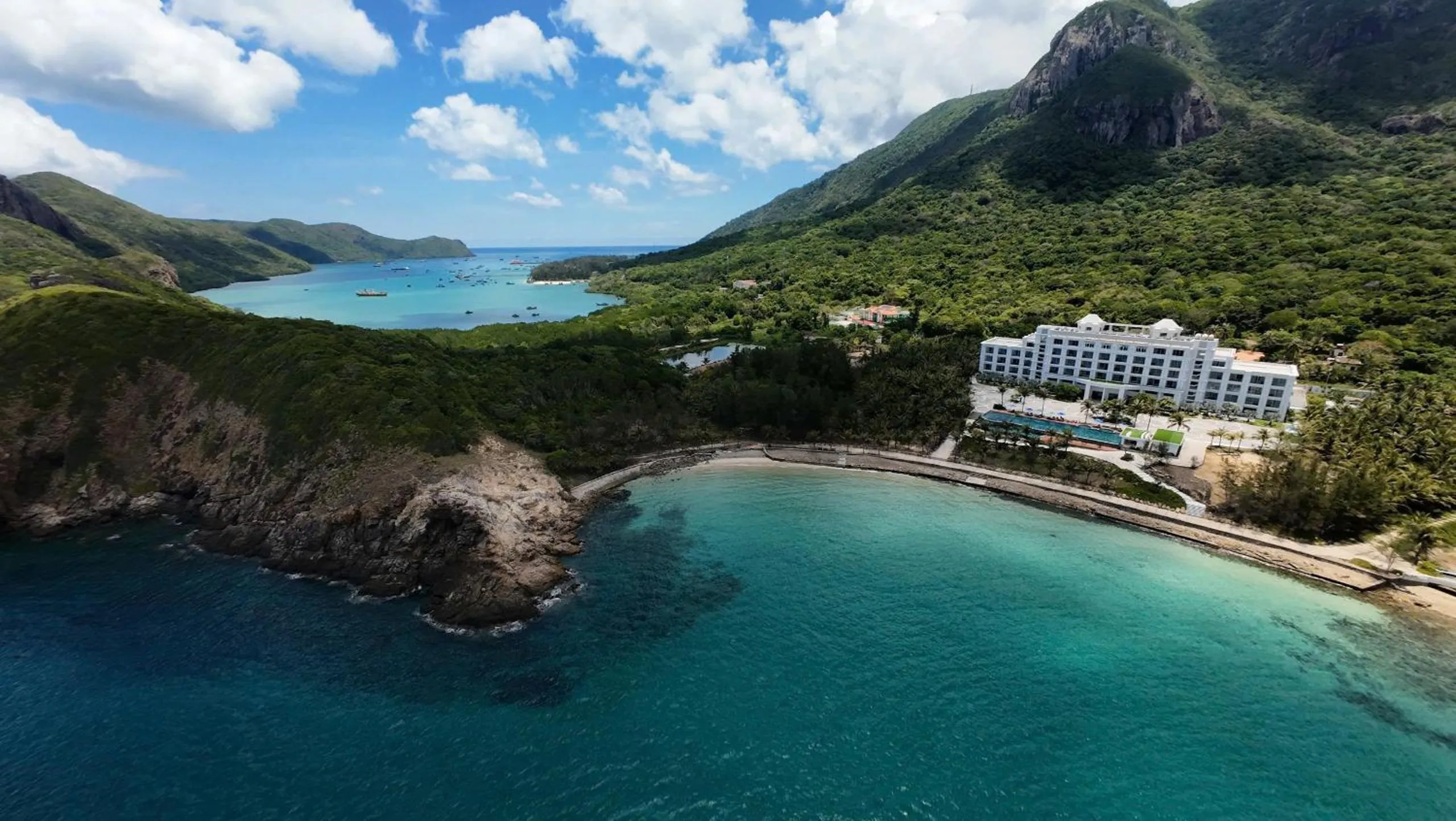 Property building in Orson Hotel & Resort Con Dao