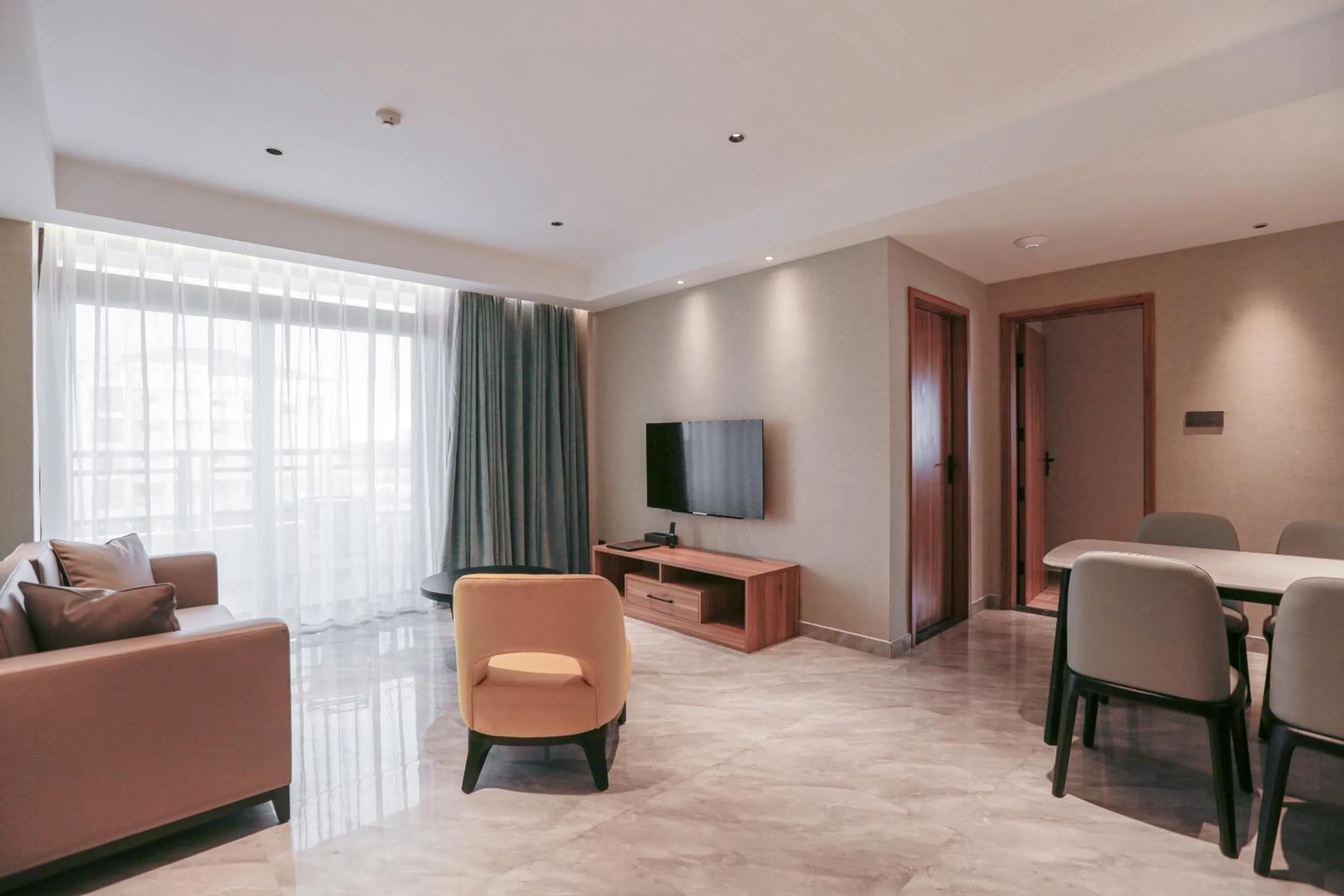 Communal lounge/ TV room in Hotel Casiana & Events Center Tagaytay Managed by HII