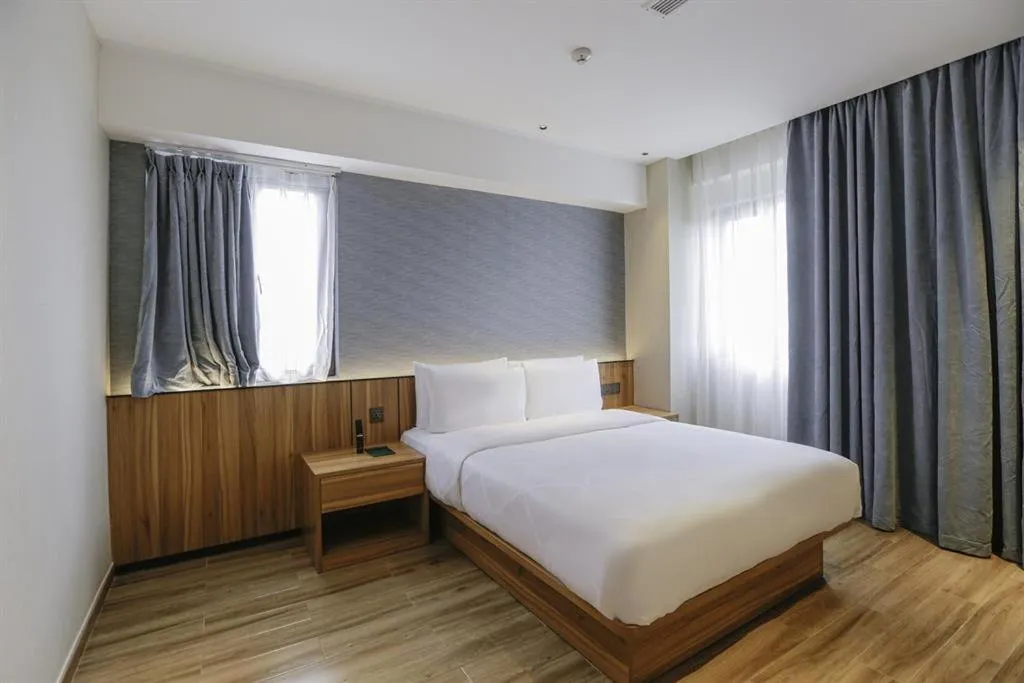 Bed in Hotel Casiana & Events Center Tagaytay