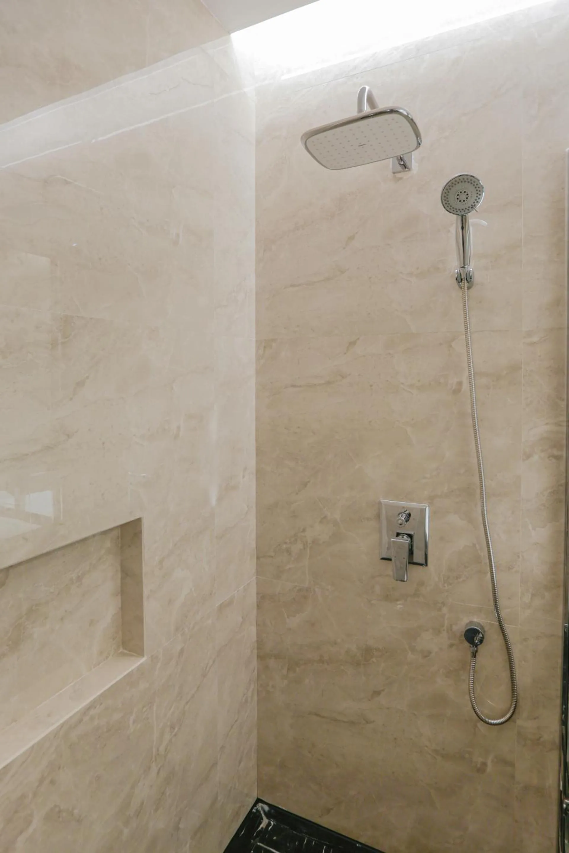 Shower in Hotel Casiana & Events Center Tagaytay Managed by HII