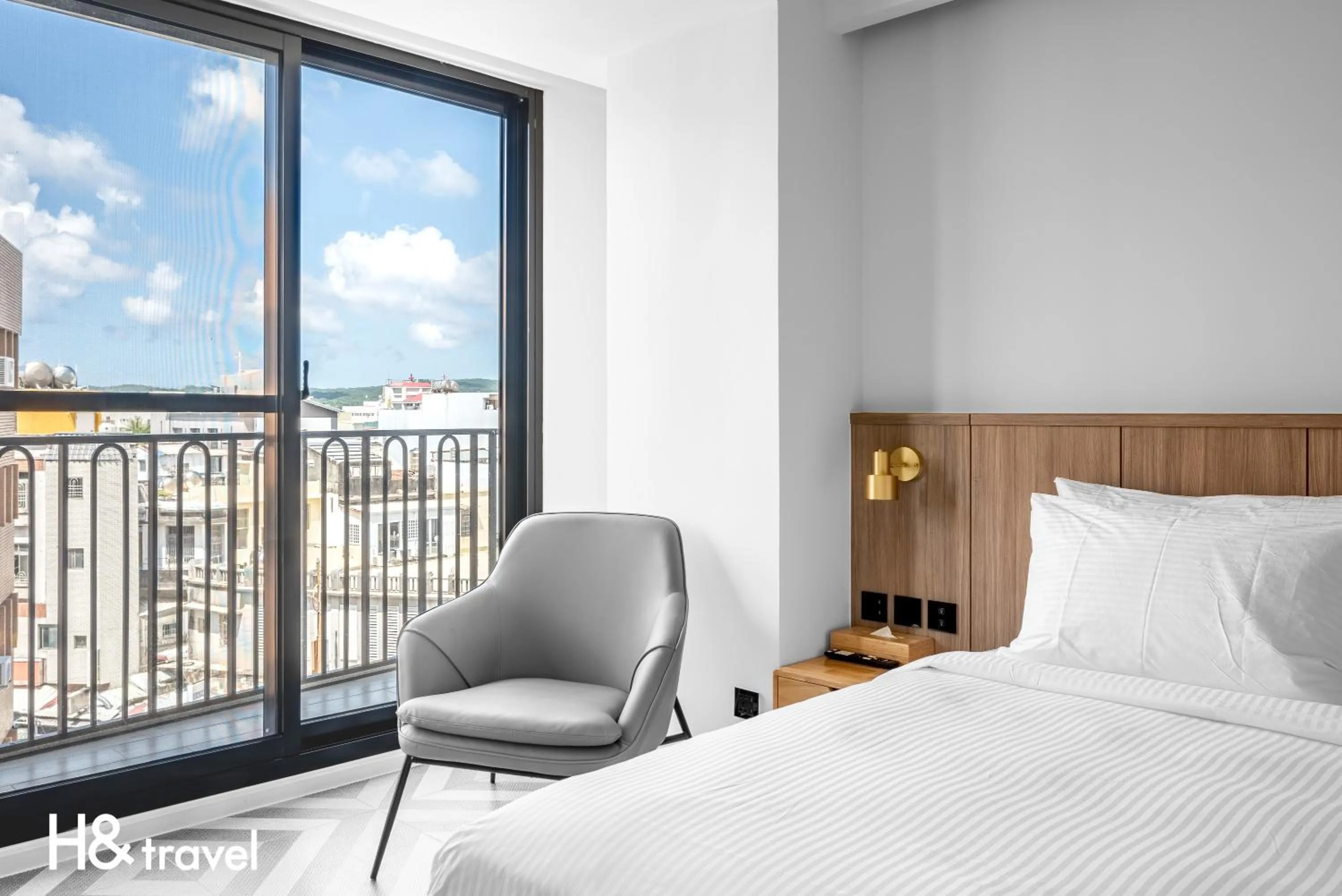 Street view, Bed in Black Horn B&B