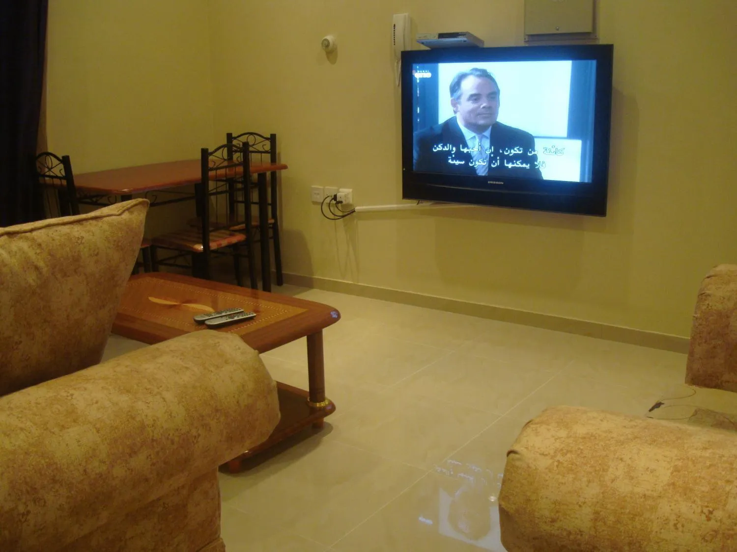 TV and multimedia in Red Tower Furnished Apartments