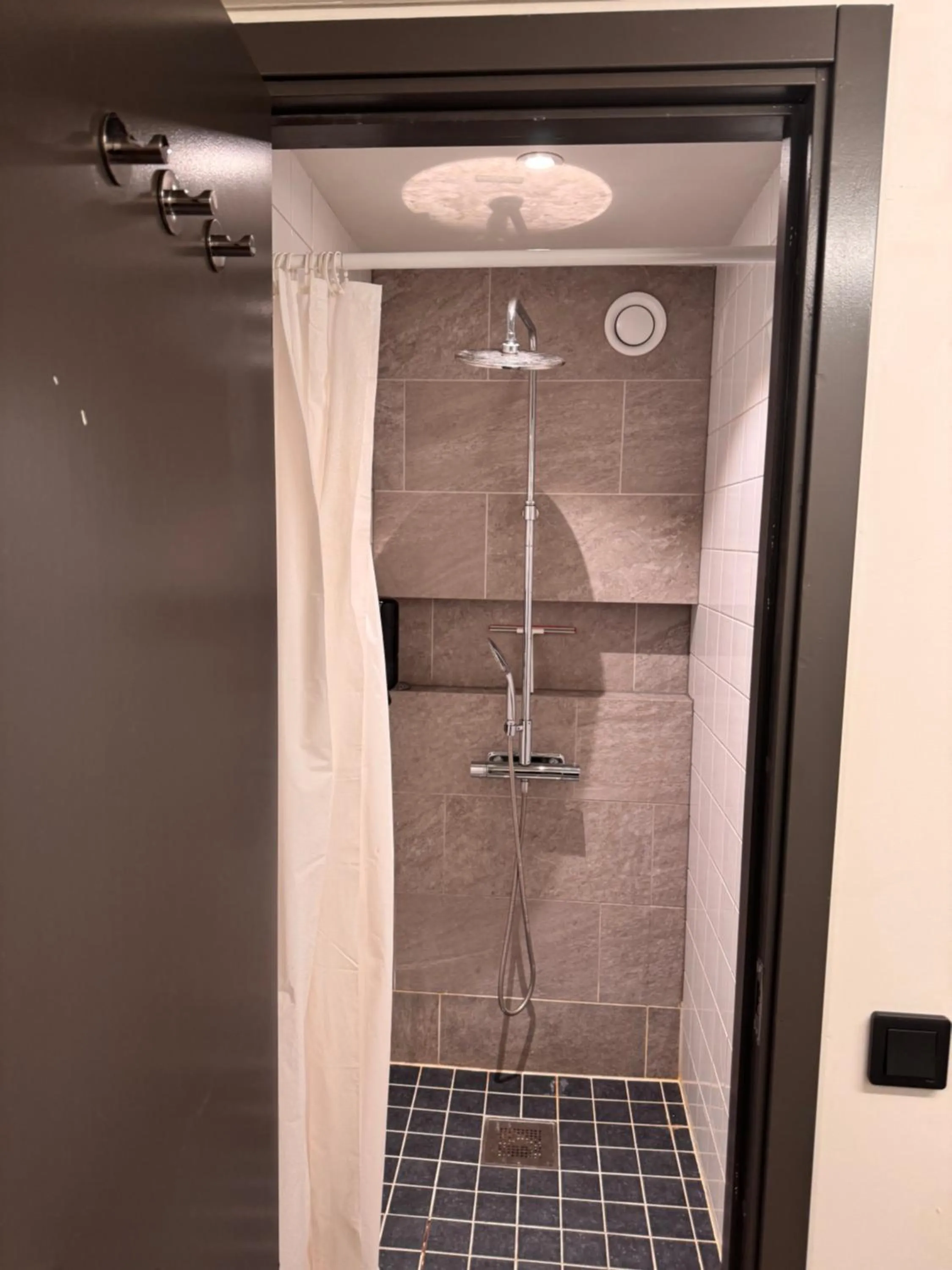 Shower in Jönköping Hotel Apartments