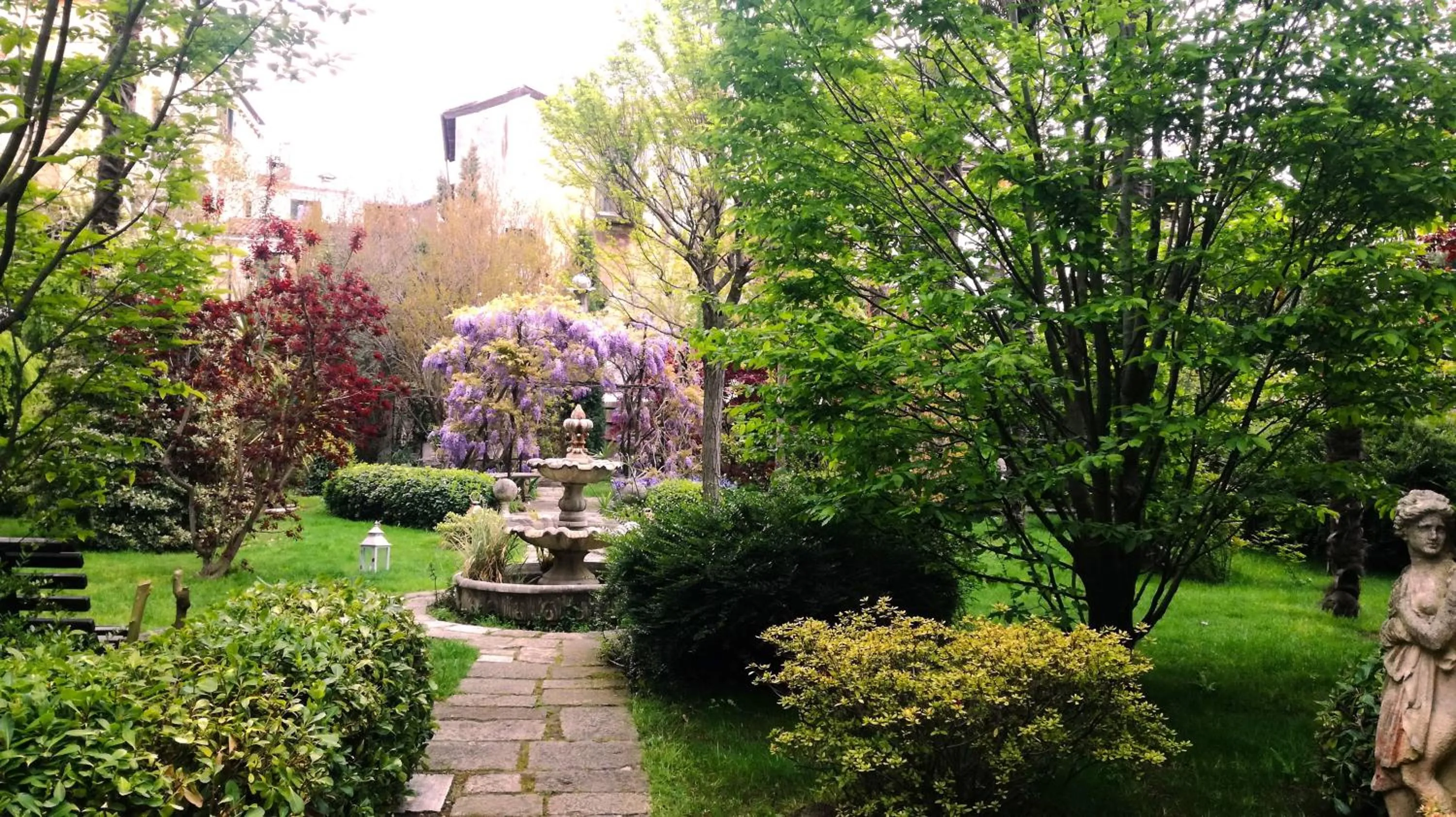 Garden in Hotel Sant'Antonin
