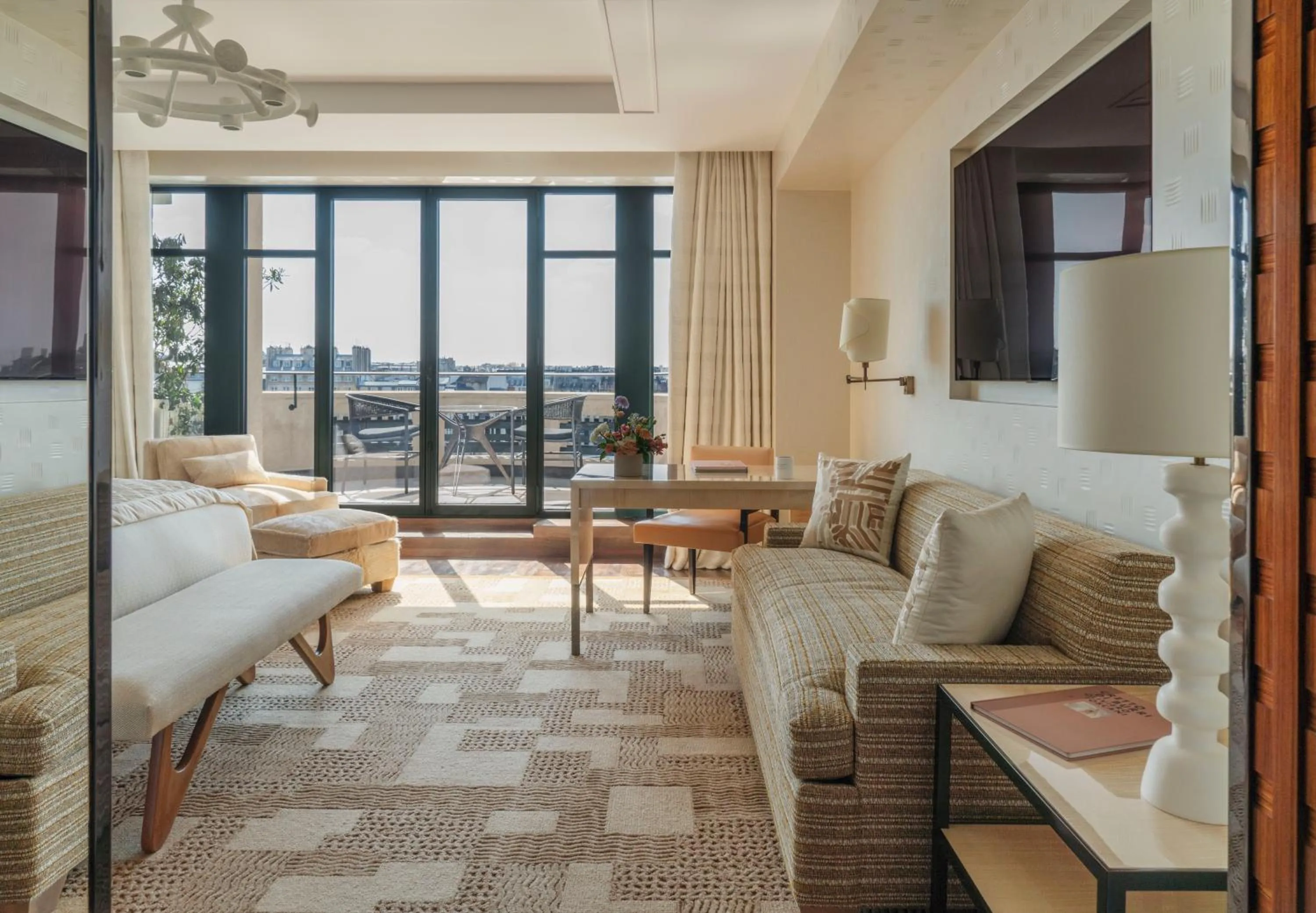 Photo of the whole room in Cheval Blanc Paris & Dior Spa Cheval Blanc Paris