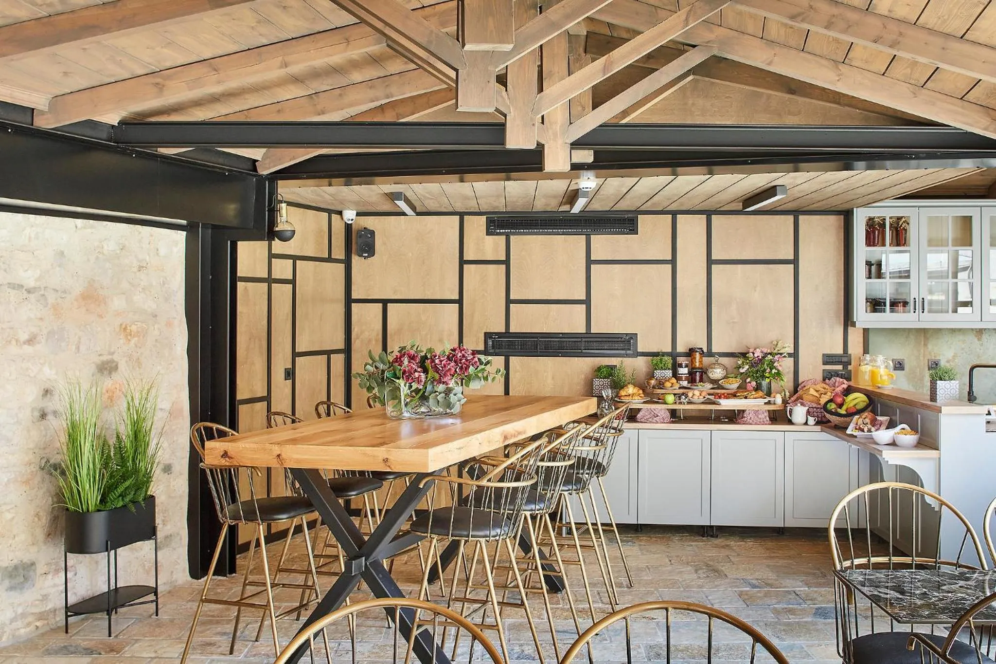 Property building in IALNA Boutique Hotel