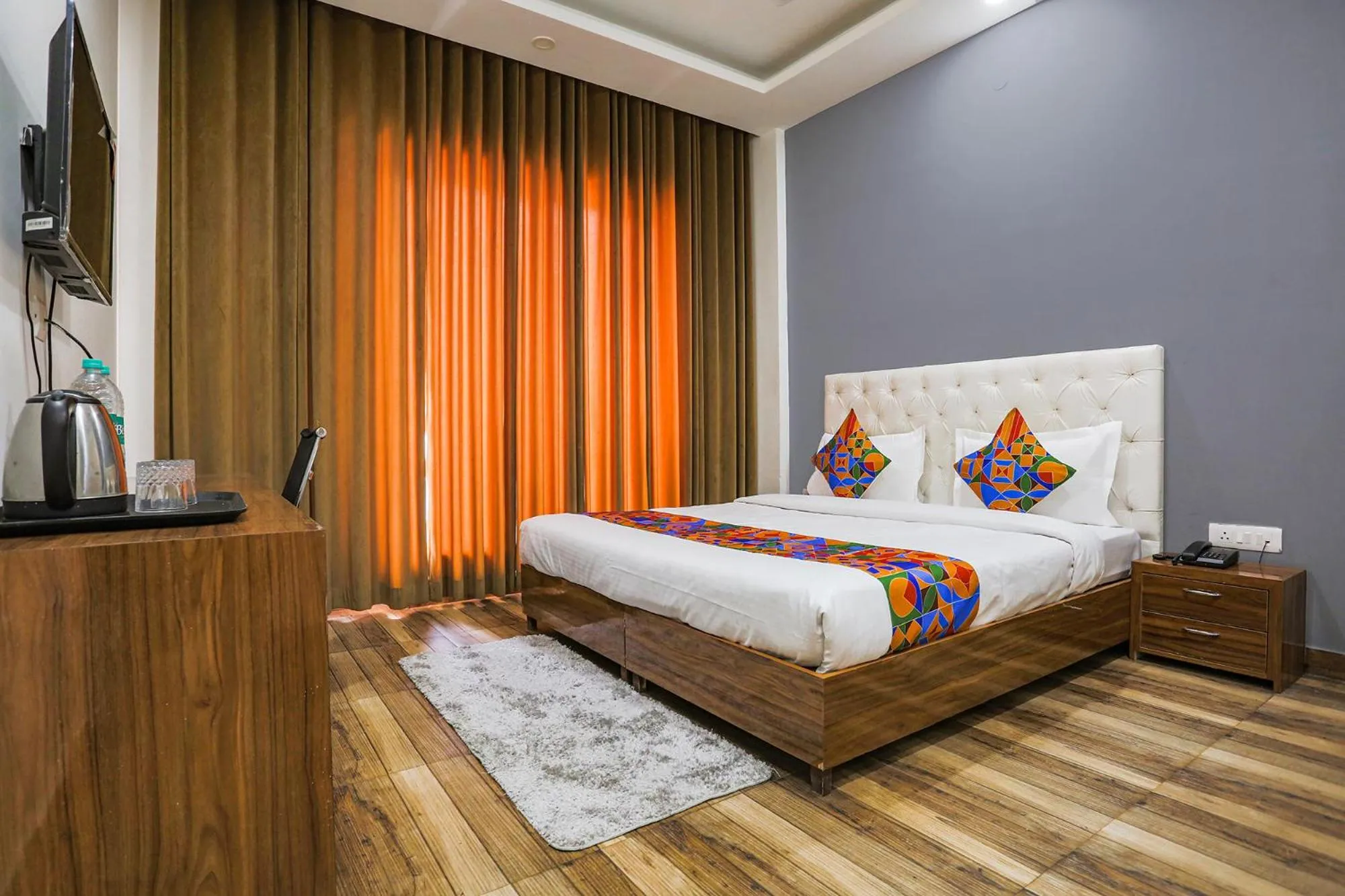 Bed in FabHotel Sky Rise Inn Near Medanta- The Medicity Hospital, Gurugram