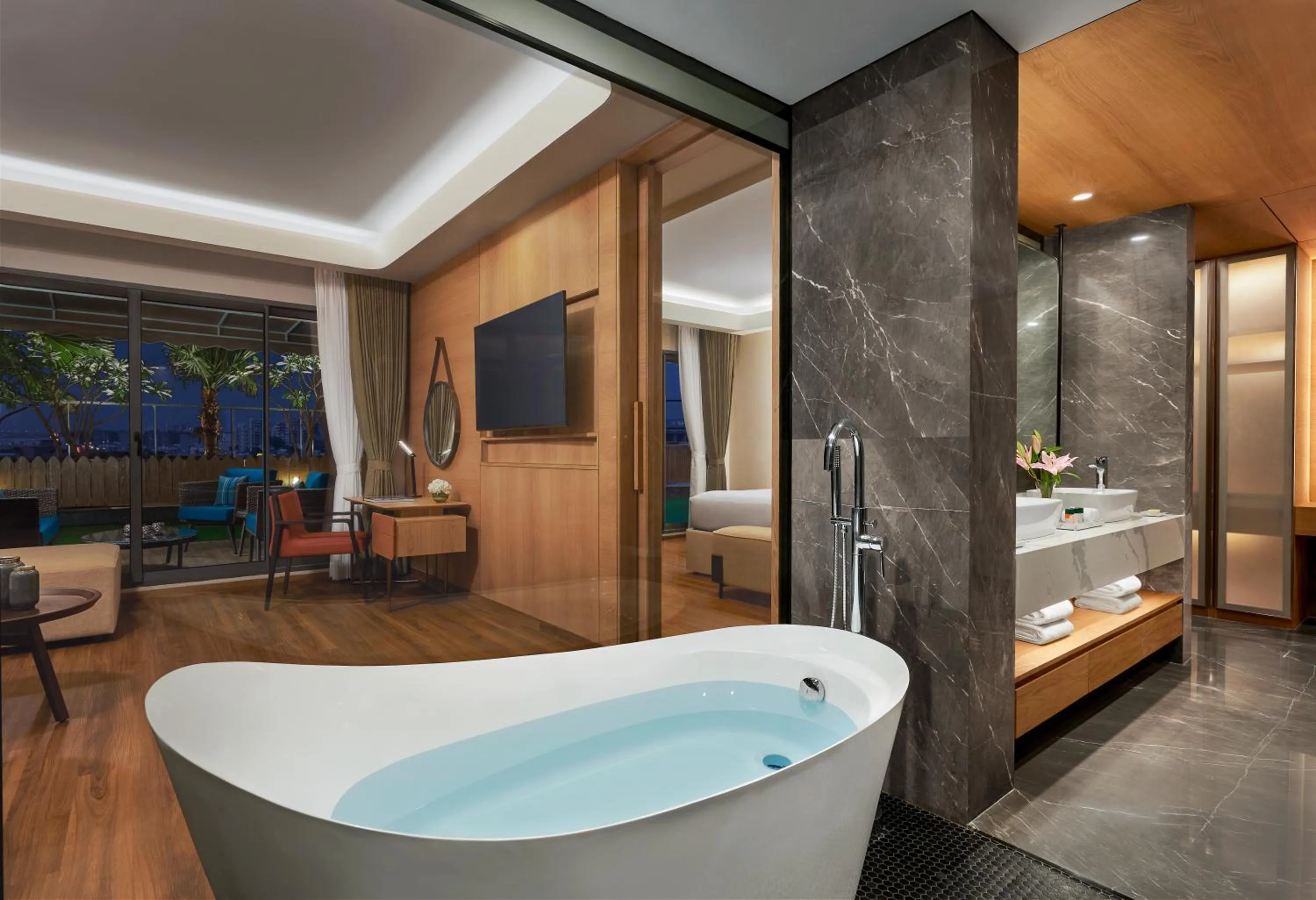 Bath in Hyatt Place Vadodara