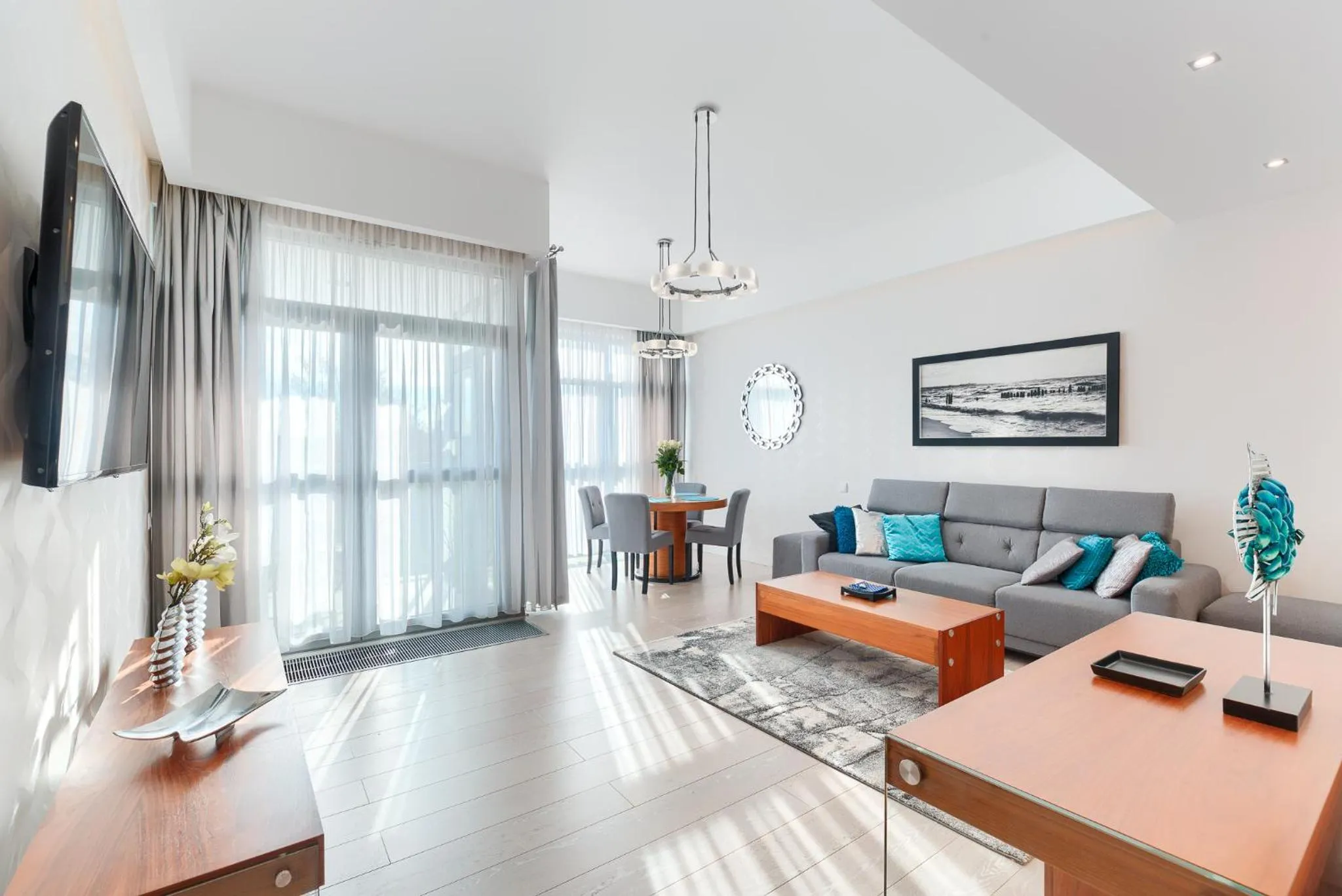 Communal lounge/ TV room in Dune Resort Mielno - A